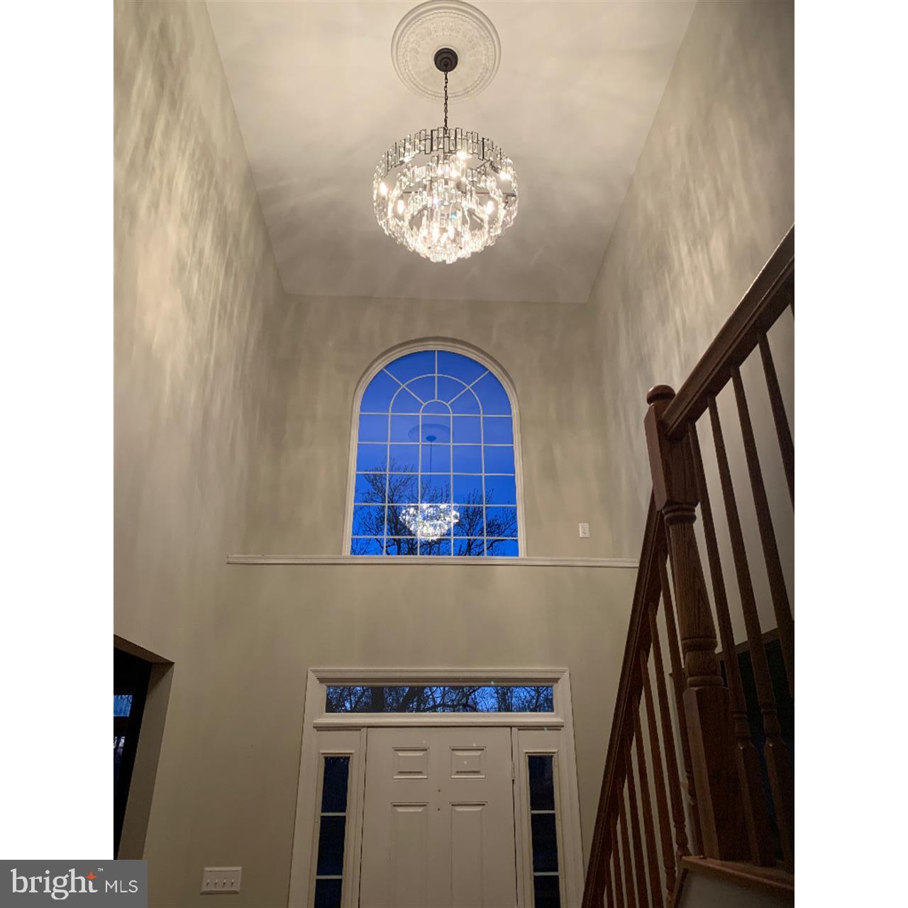 ISLAND CREEK WOODS - Residential