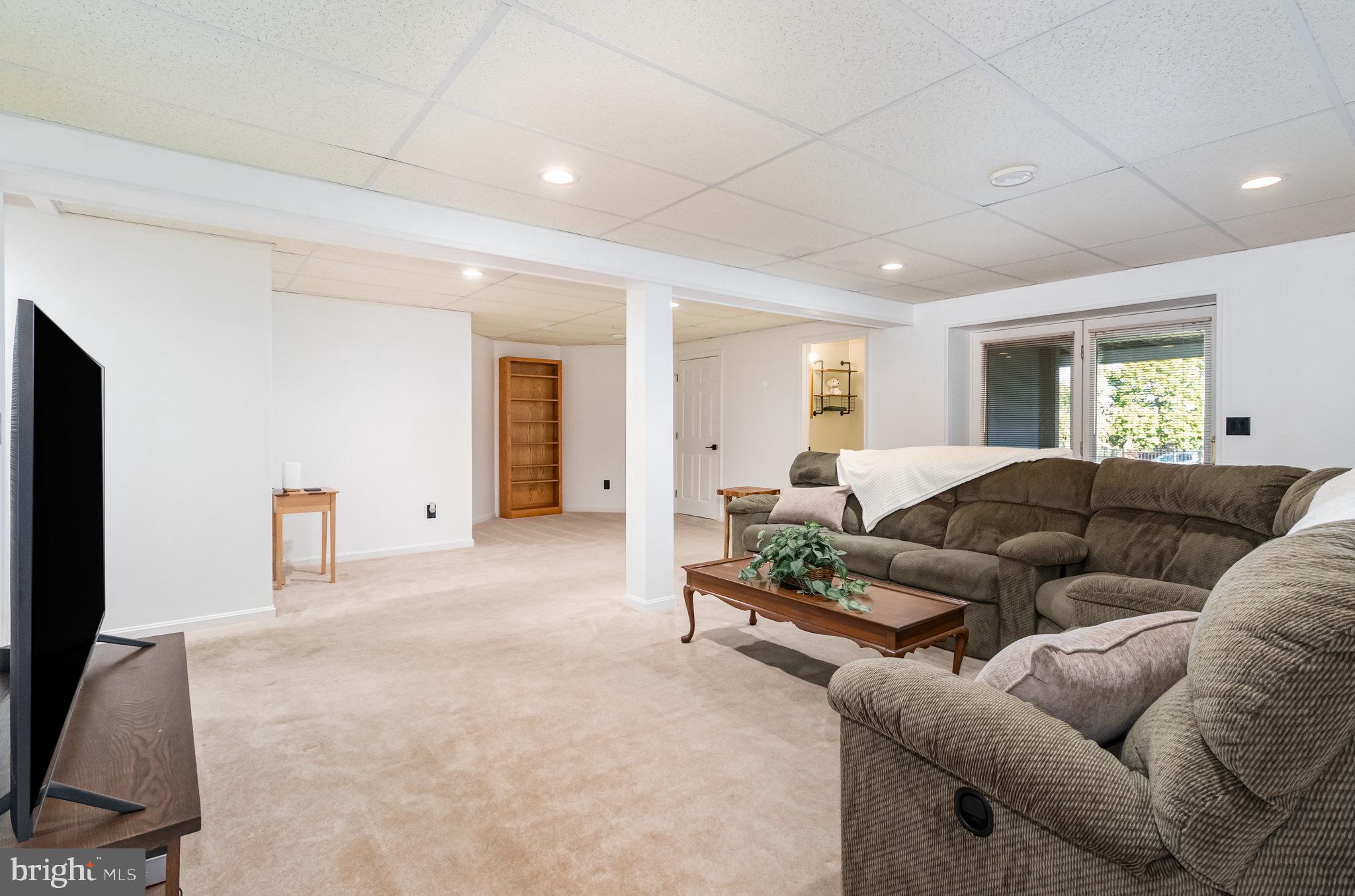 LAKE MEADE - Residential