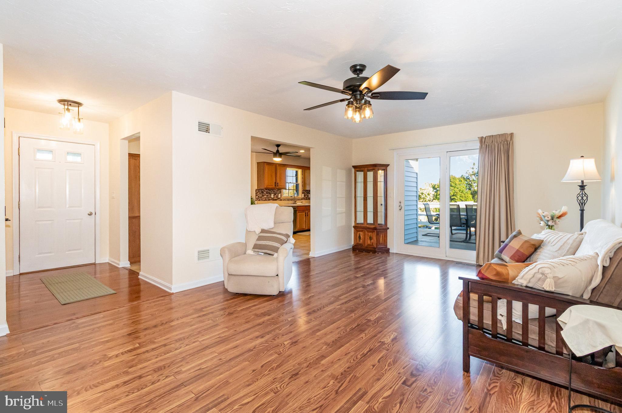 LAKE MEADE - Residential