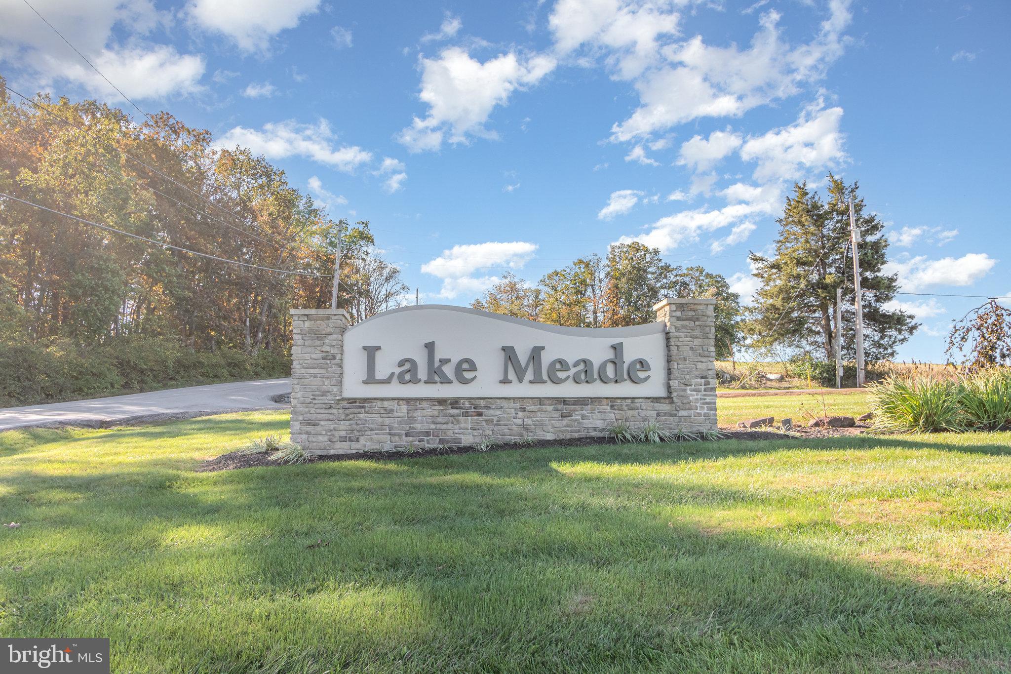 LAKE MEADE - Residential