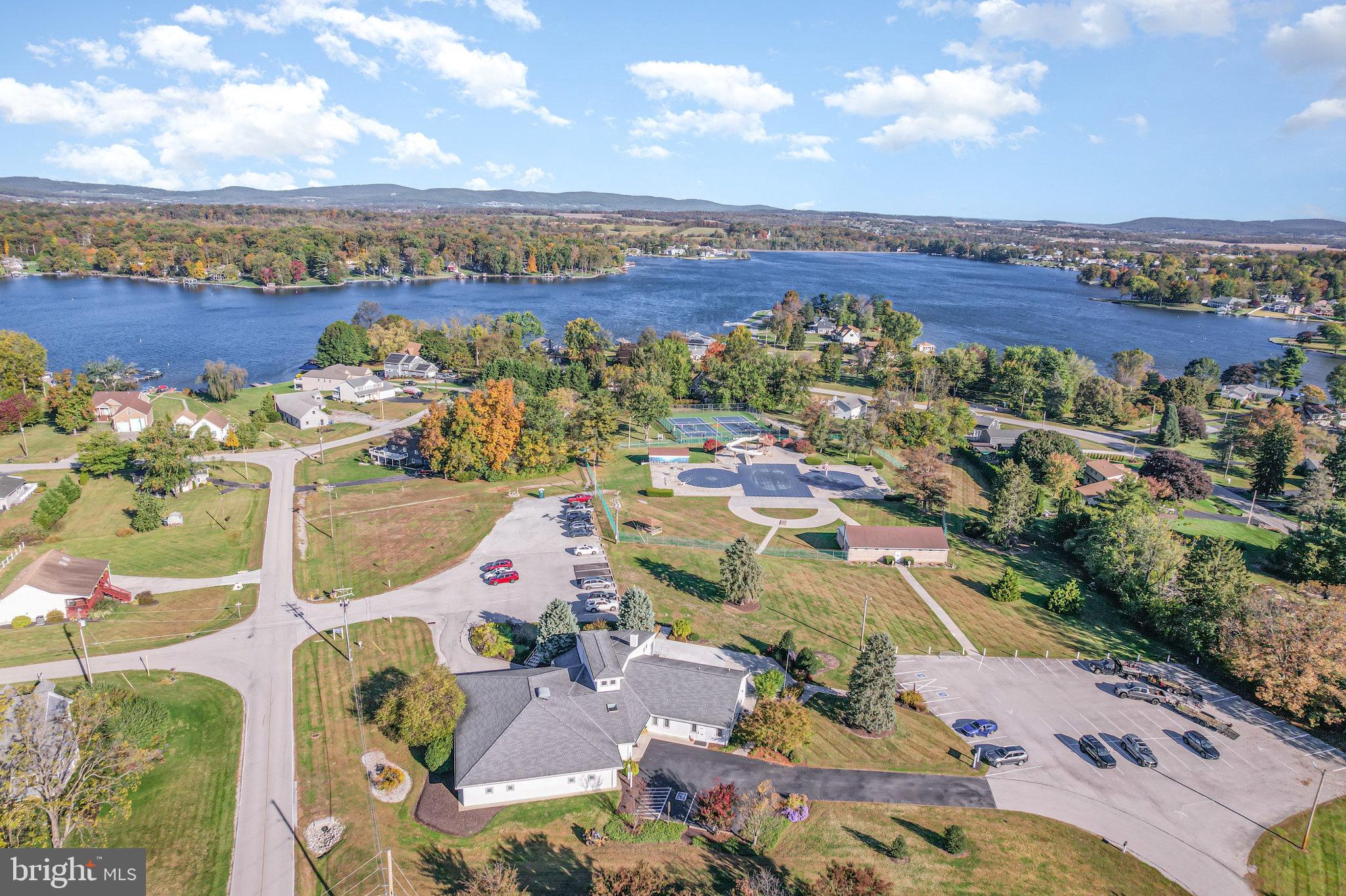 LAKE MEADE - Residential