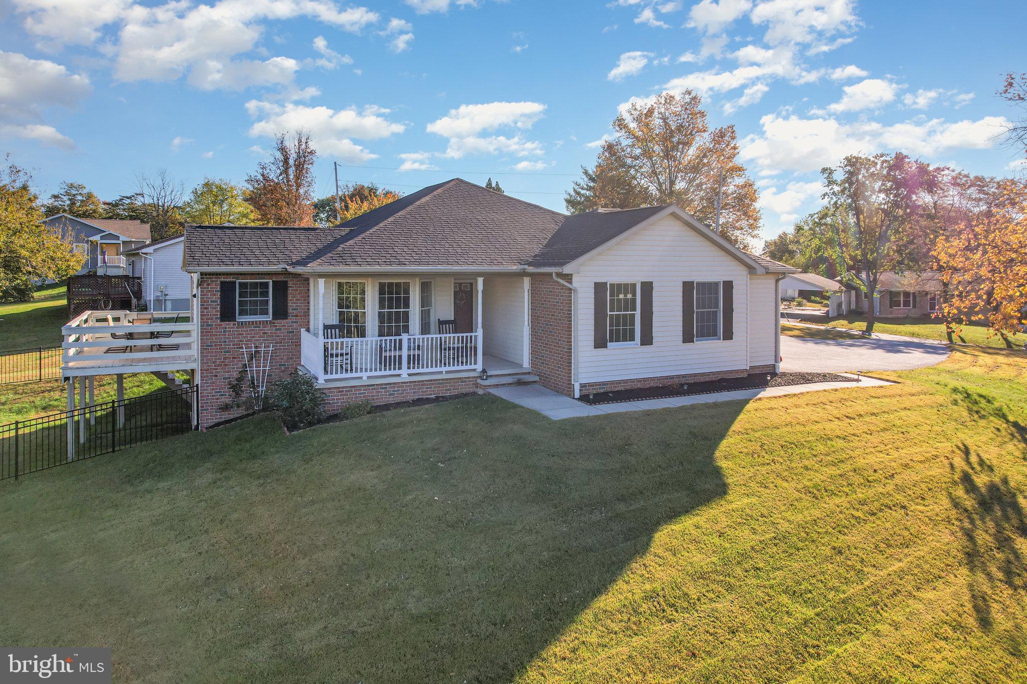 LAKE MEADE - Residential