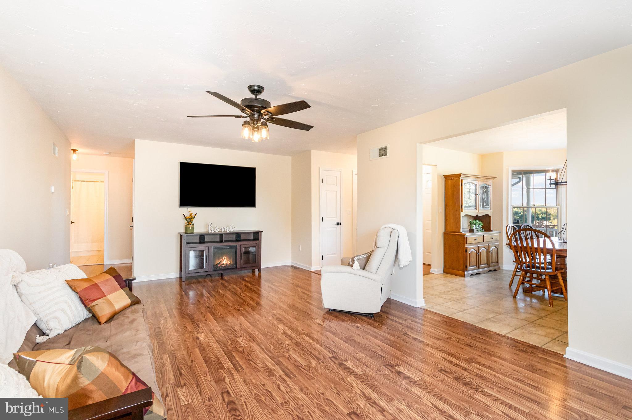 LAKE MEADE - Residential