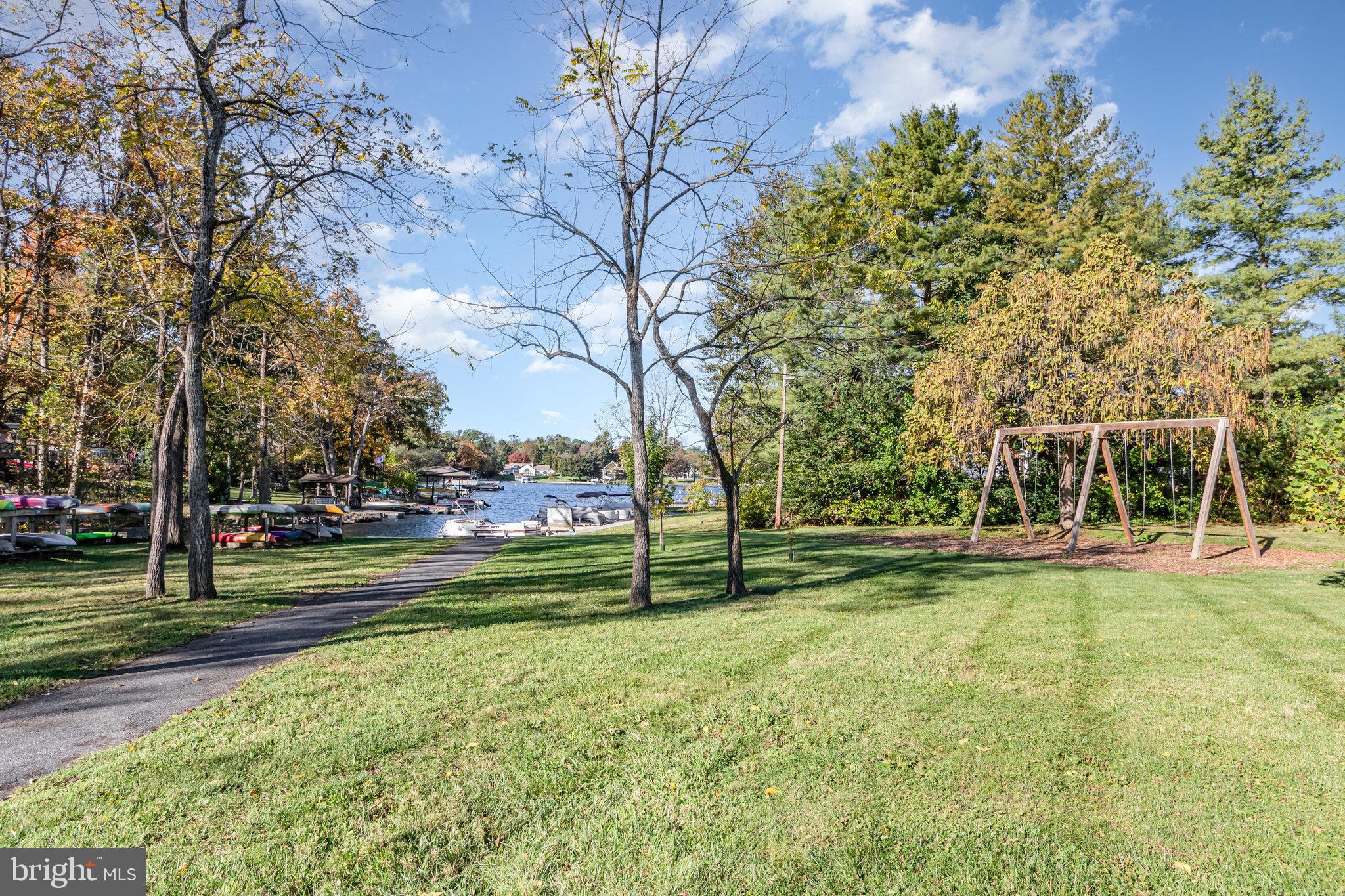 LAKE MEADE - Residential