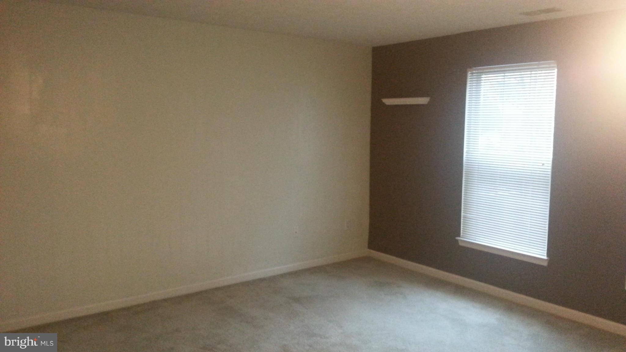 PINEY ORCHARD - Residential Lease