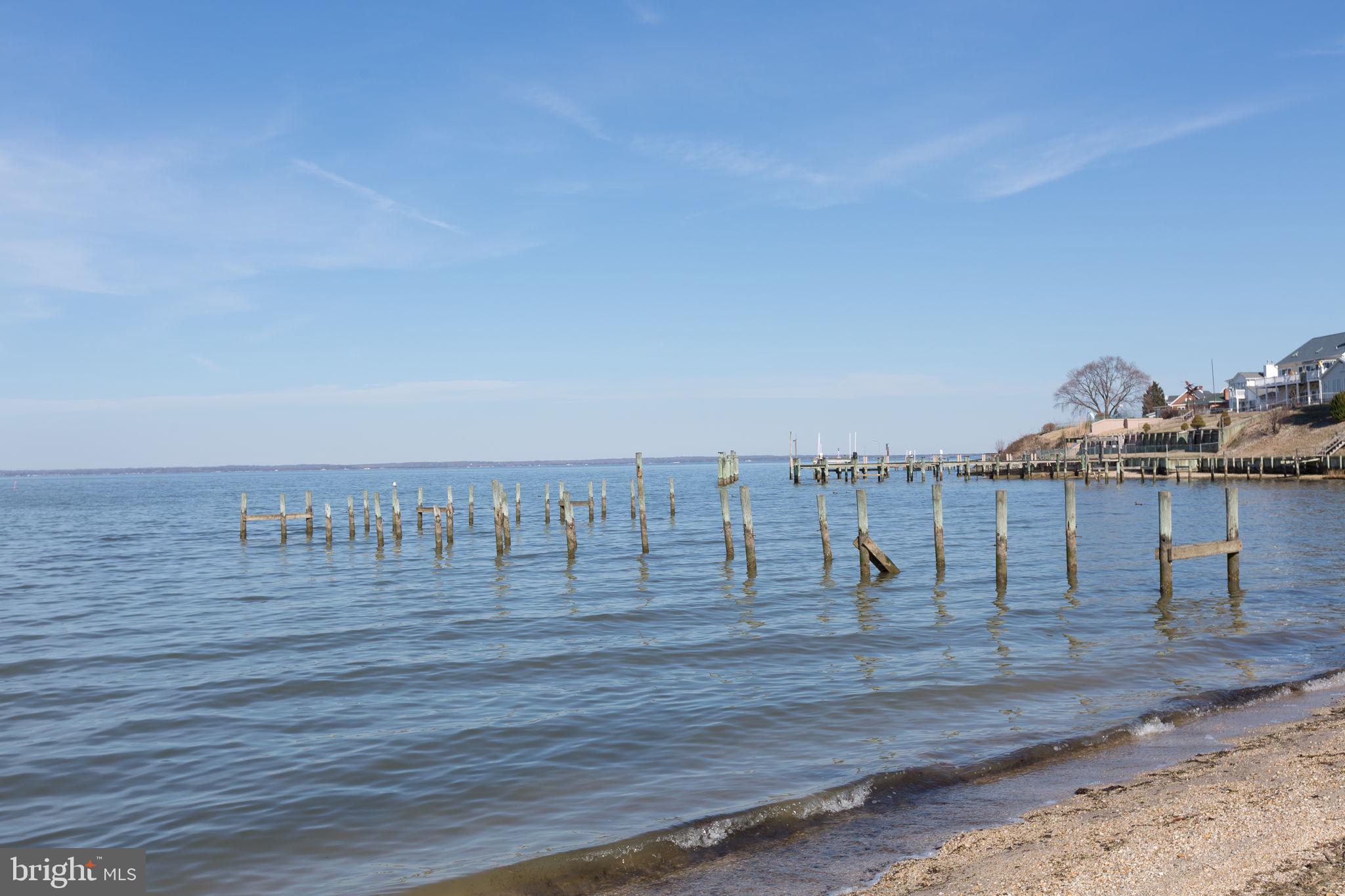 BLUFF POINT - Residential