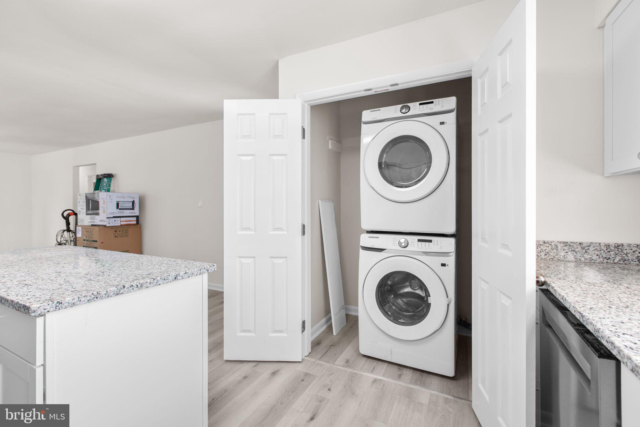 BLUFF POINT - Residential