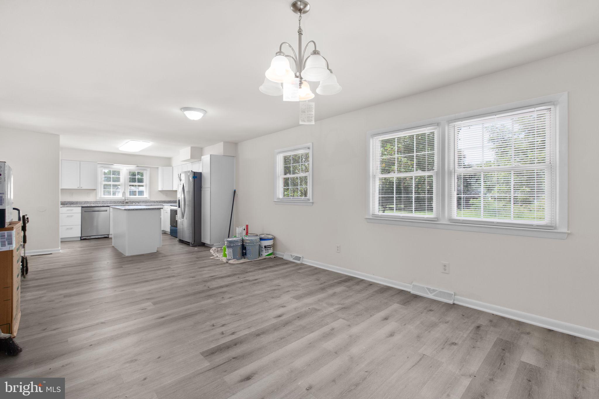 BLUFF POINT - Residential