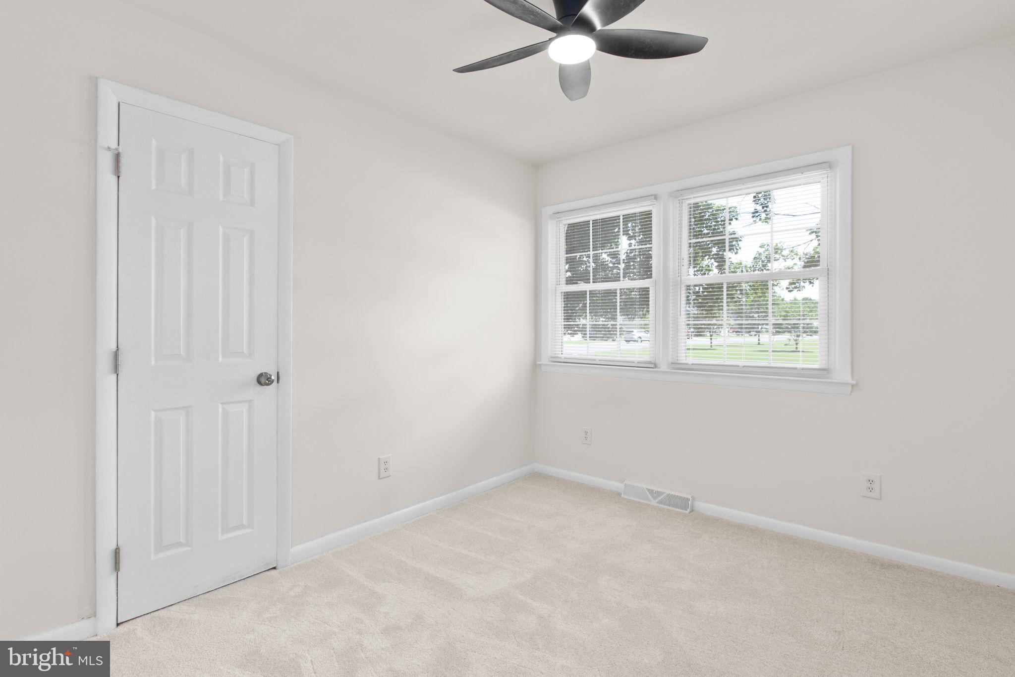 BLUFF POINT - Residential