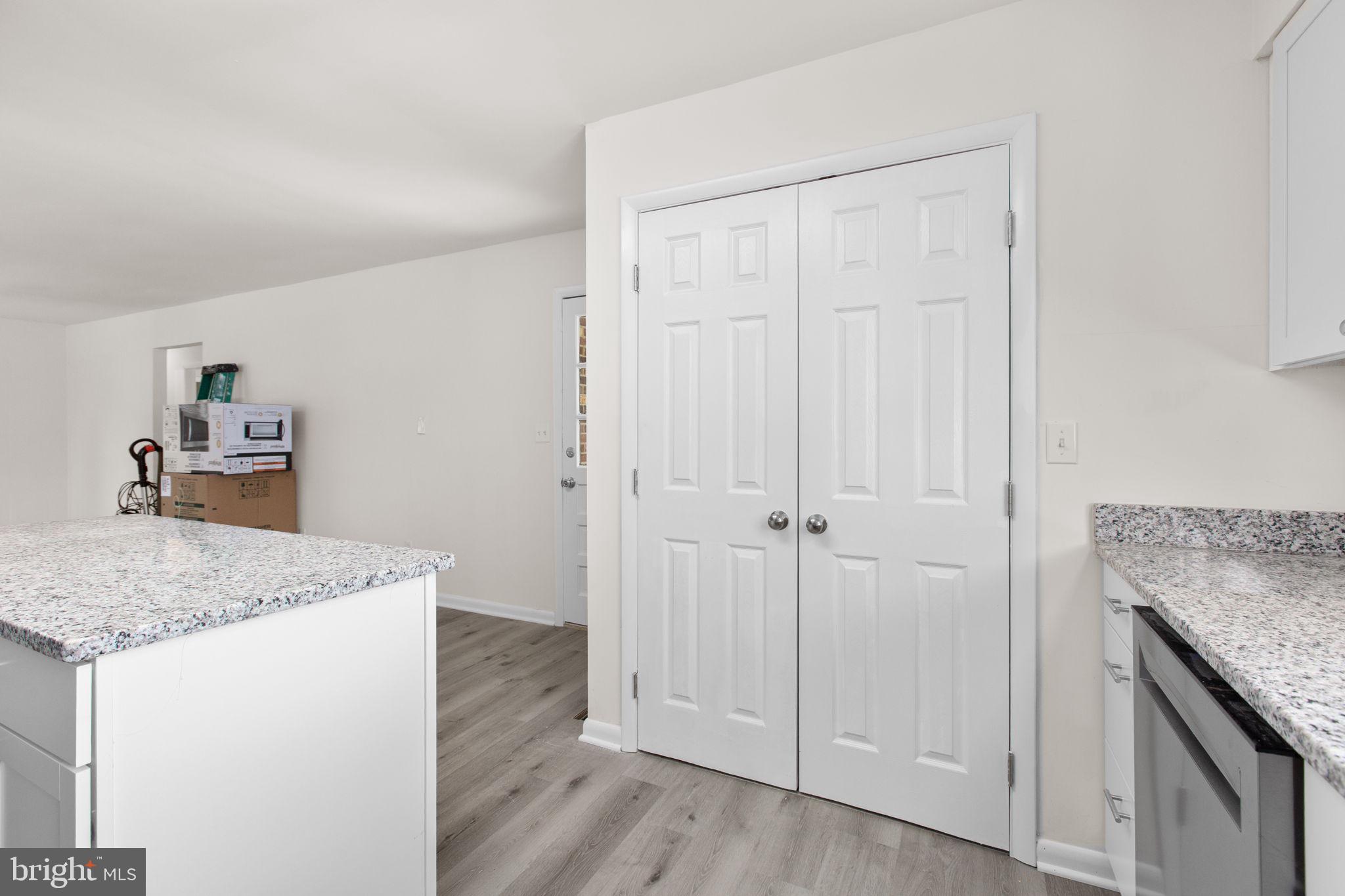 BLUFF POINT - Residential