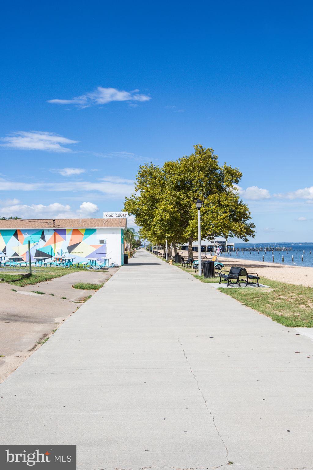 BLUFF POINT - Residential