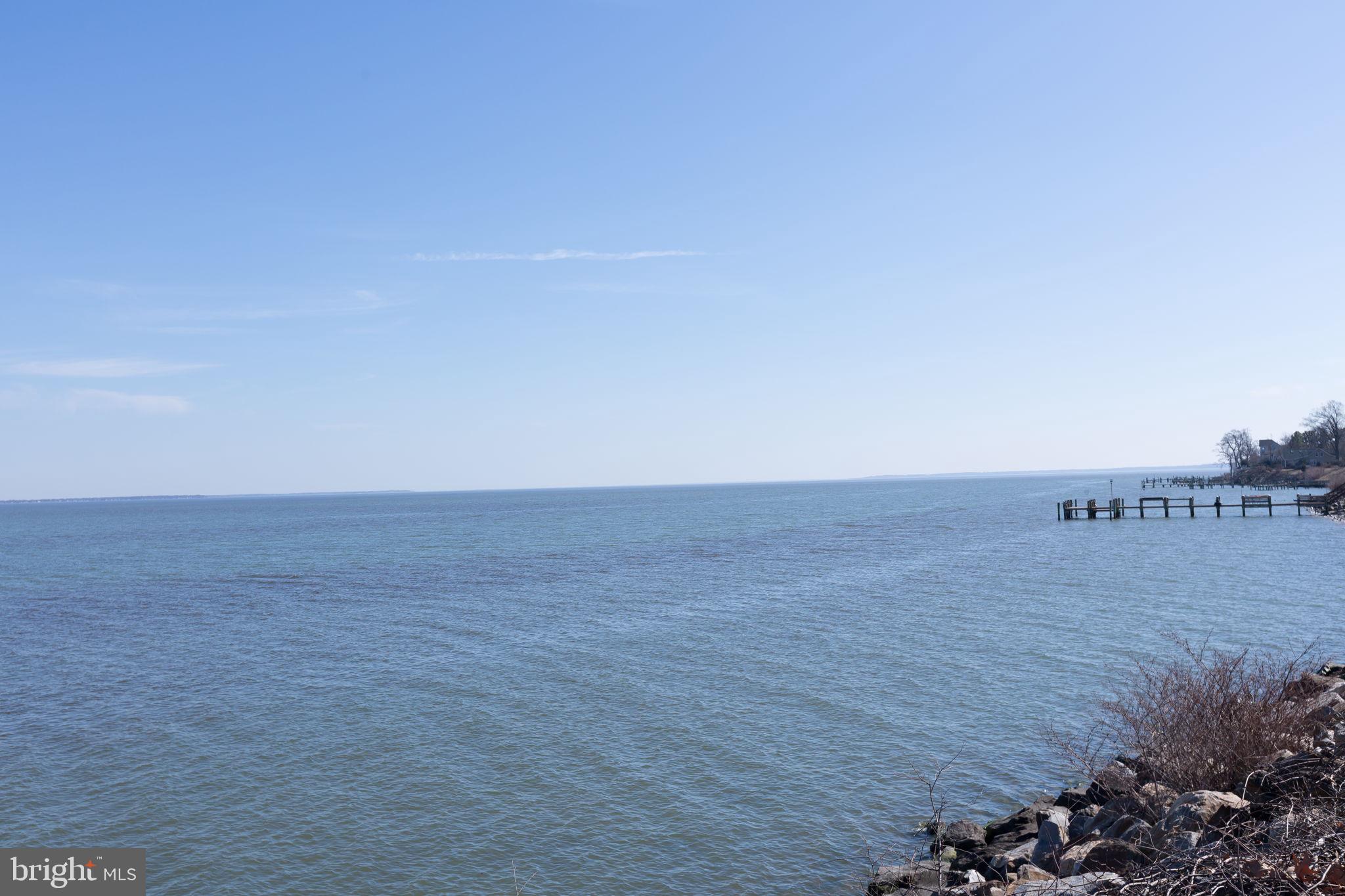 BLUFF POINT - Residential