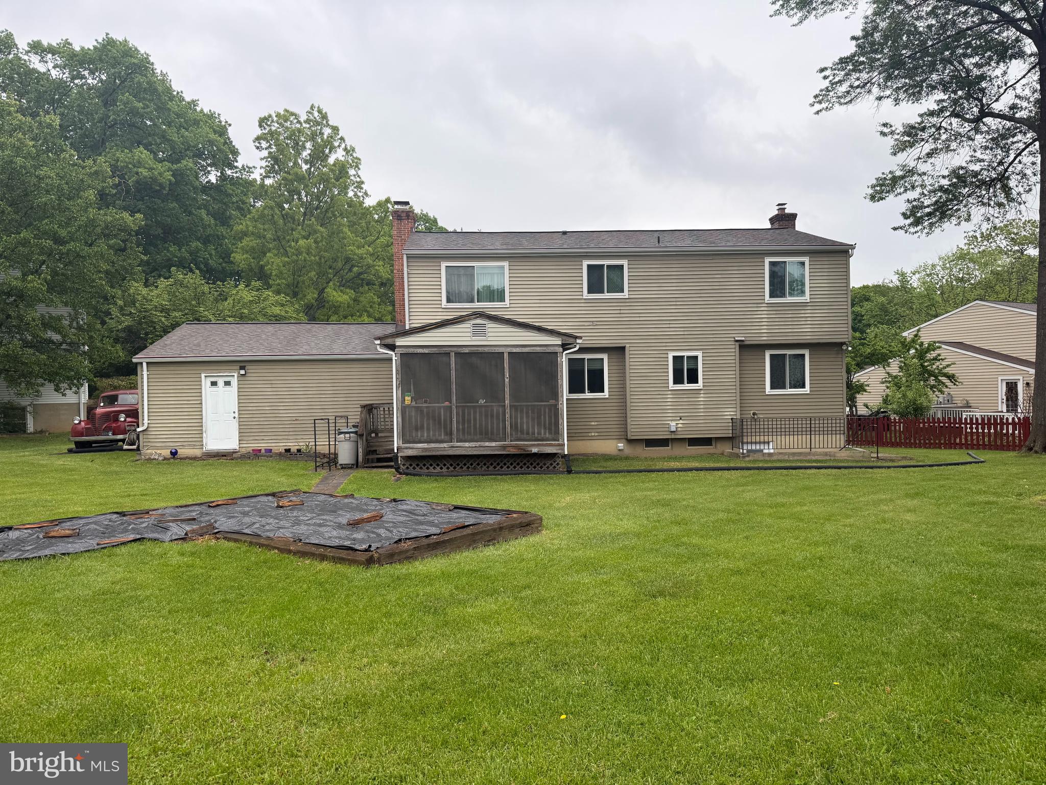104 DEERWOOD COURT