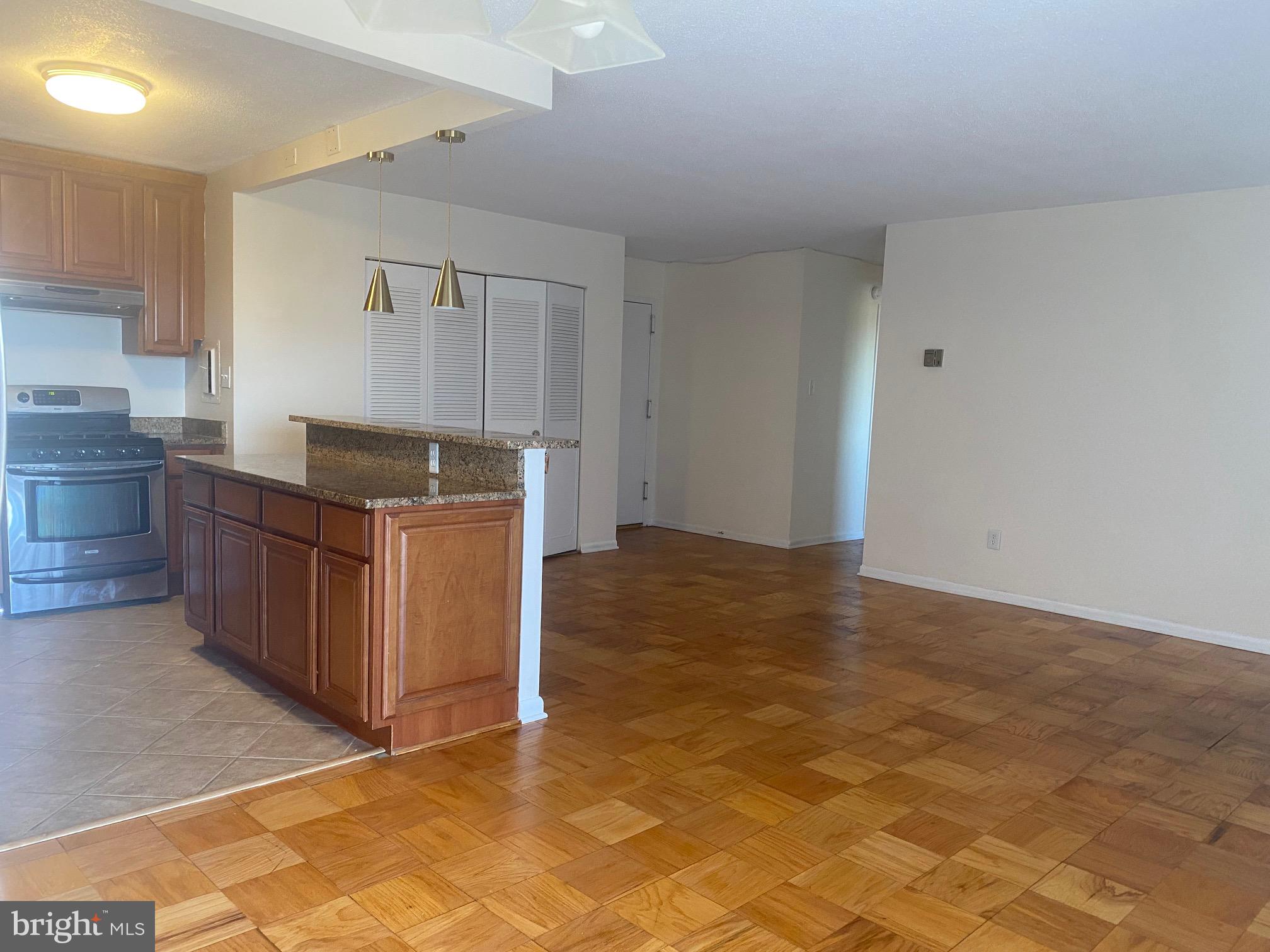 UNIVERSITY TOWERS CODM - Residential Lease