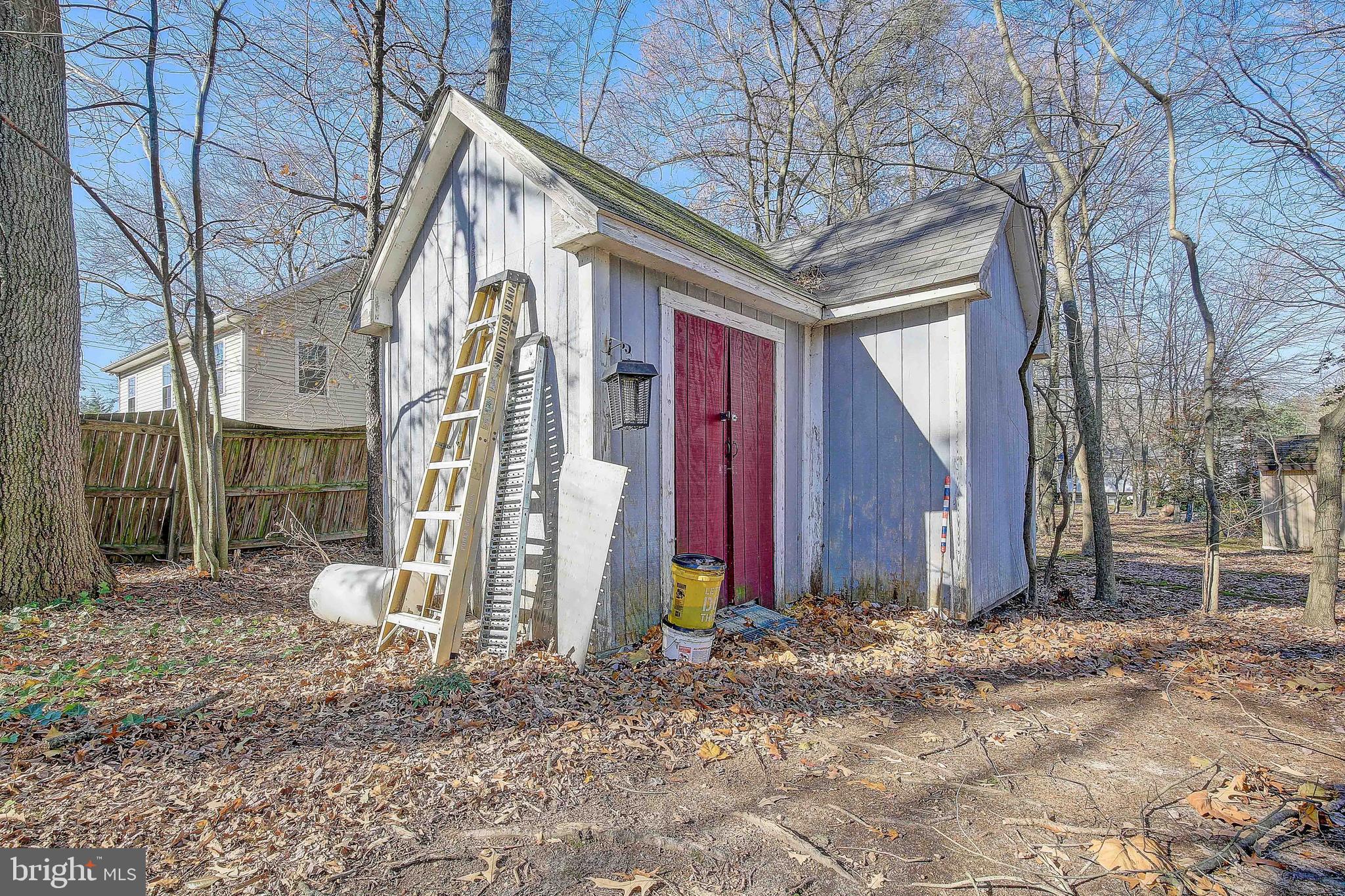 MAGOTHY PARK - Residential