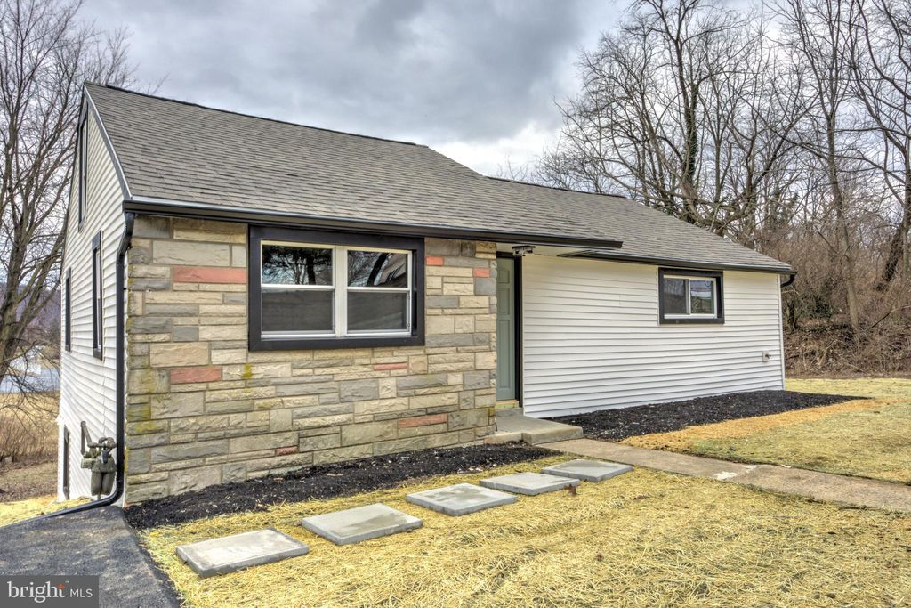 Photo of 3265 Maytown Road, MARIETTA, PA 17547 (MLS # PALA2065014)