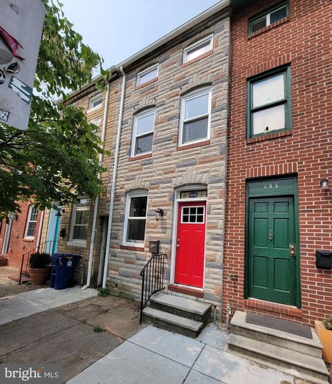 Townhouse For Sale - 608 S Washington Street<br/> BALTIMORE, MD 21231
