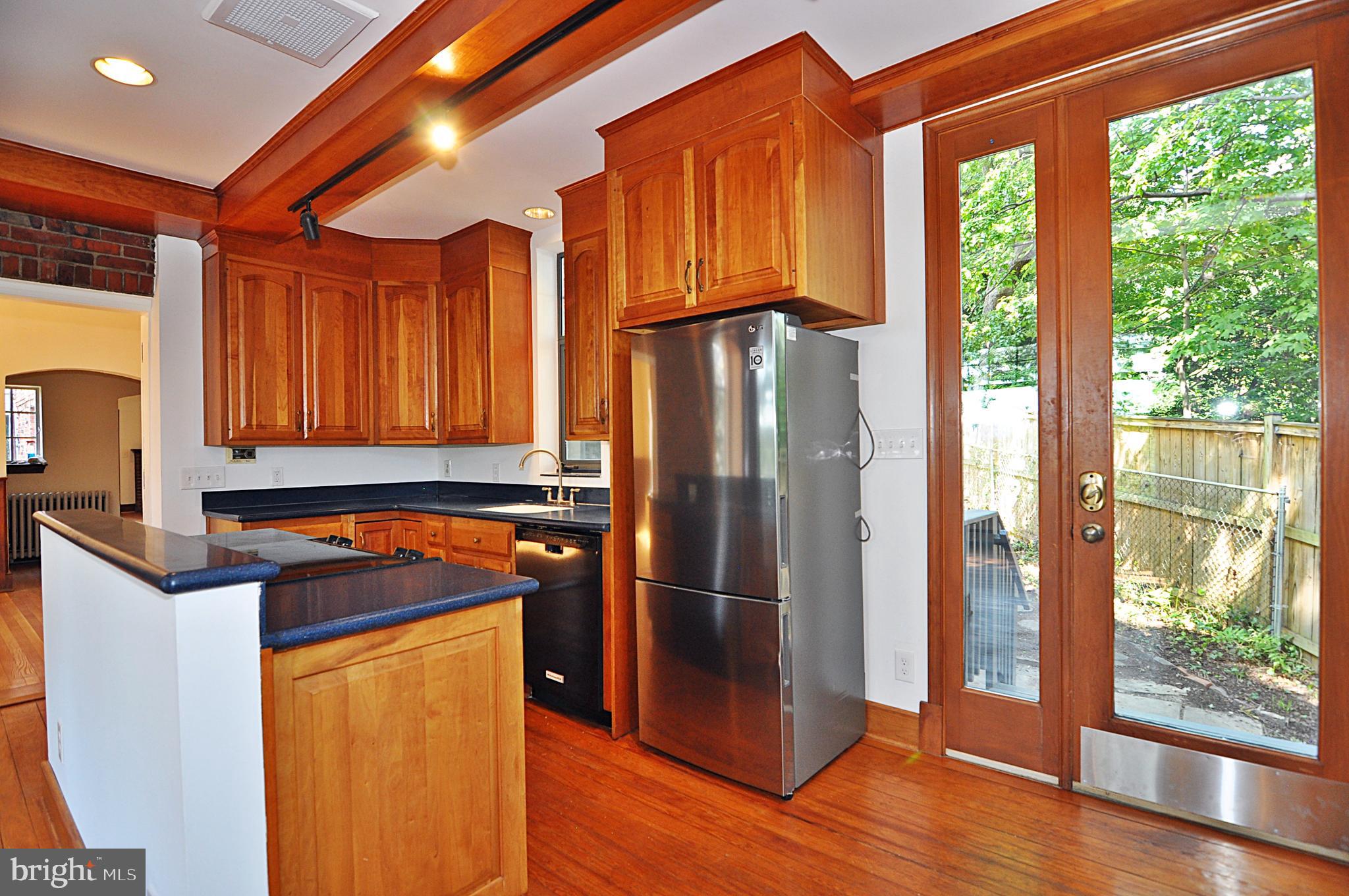 ARLINGTON RIDGE - Residential