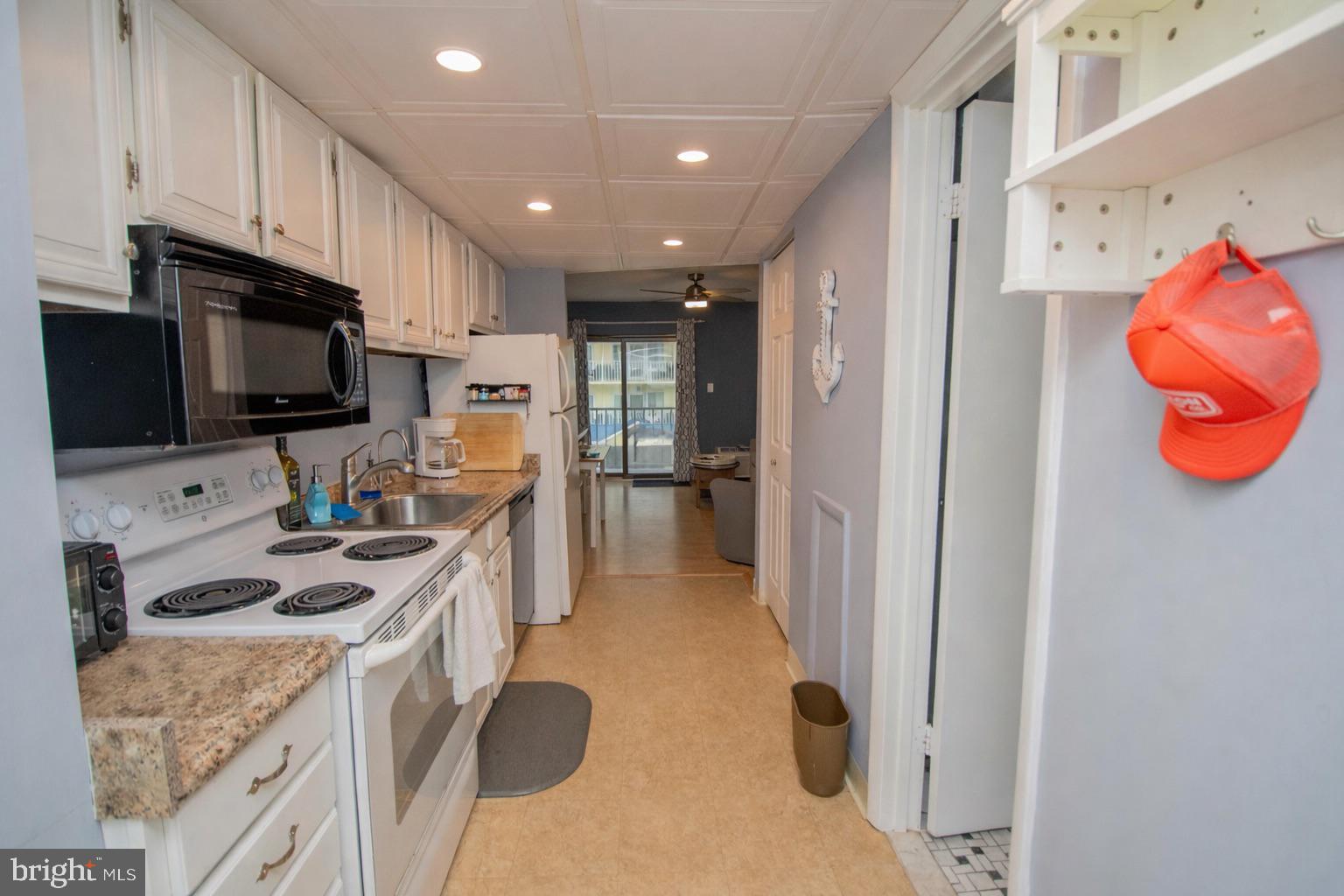 1201 ATLANTIC AVENUE 303