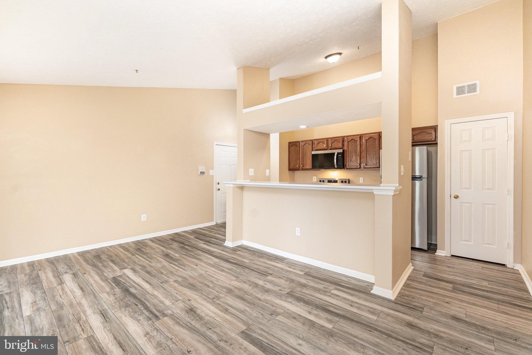 RIVERSIDE - Residential