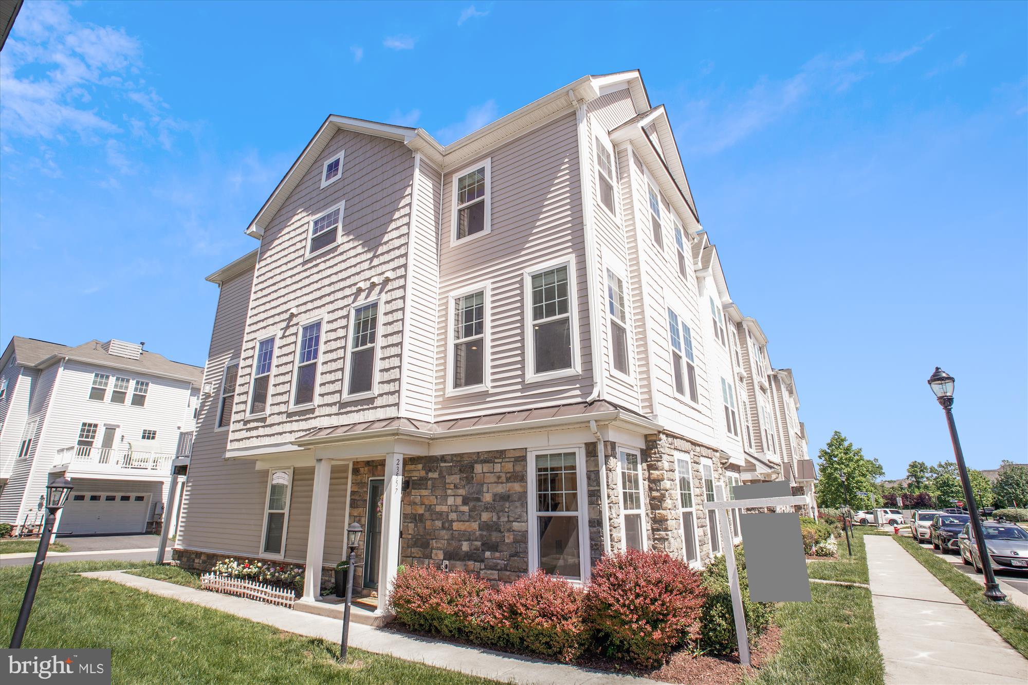 BRAMBLETON - Residential Lease