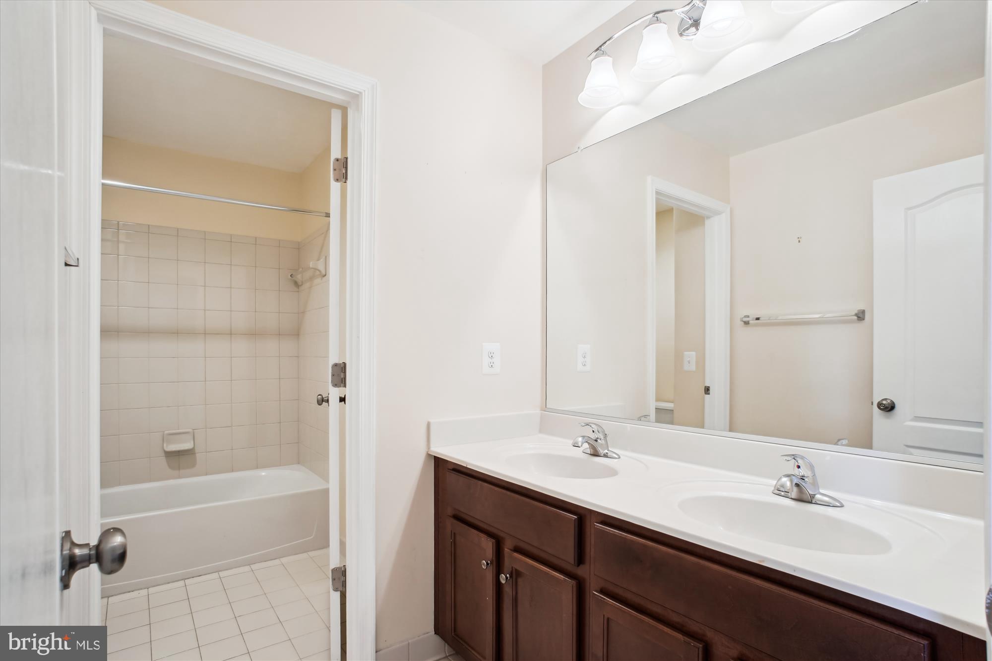 BRAMBLETON - Residential Lease