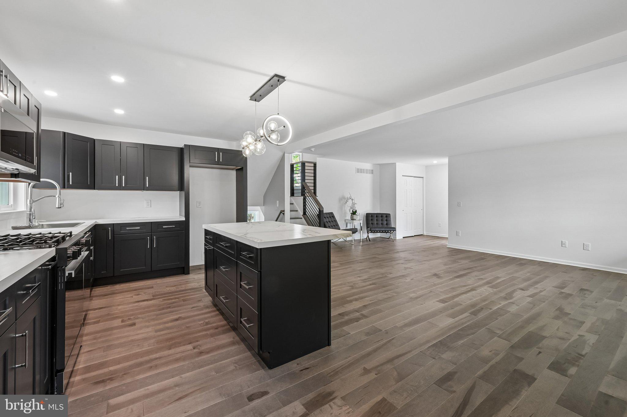 1506 BURNT MILL ROAD