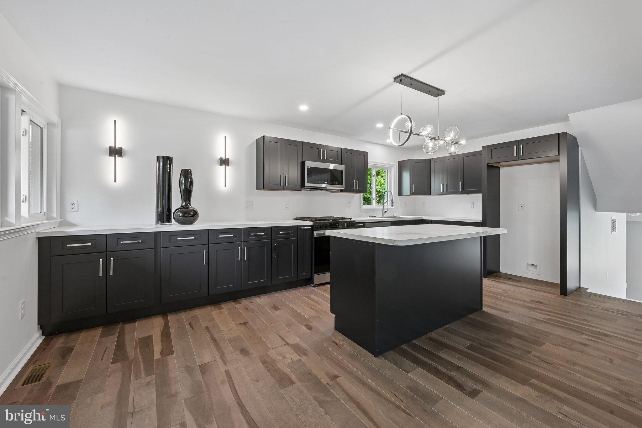 1506 BURNT MILL ROAD
