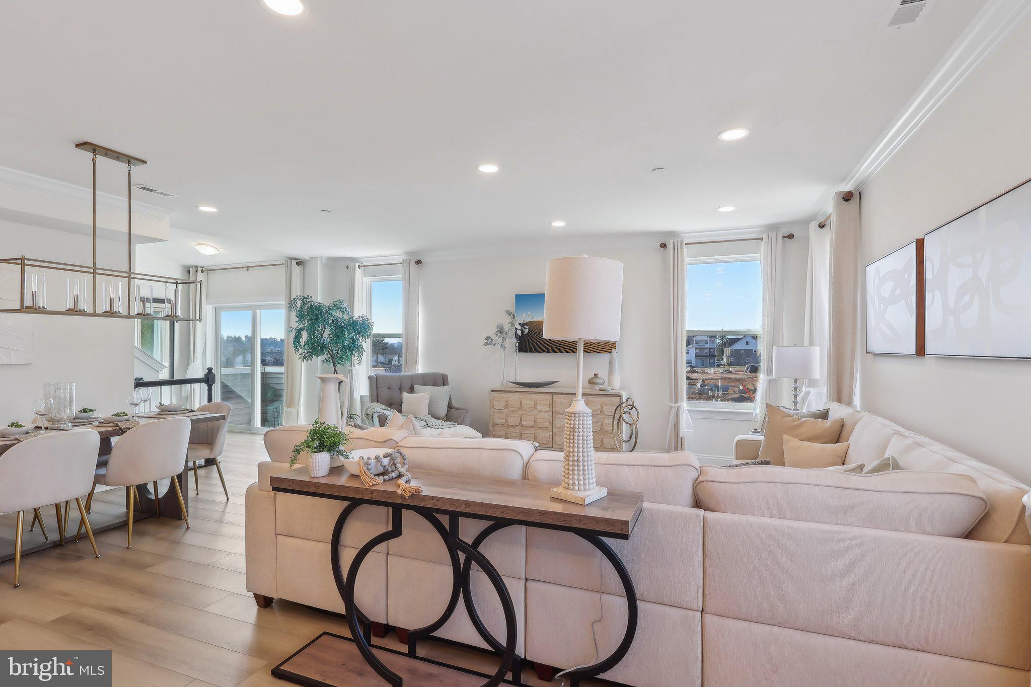 ARBOR PLACE - Residential