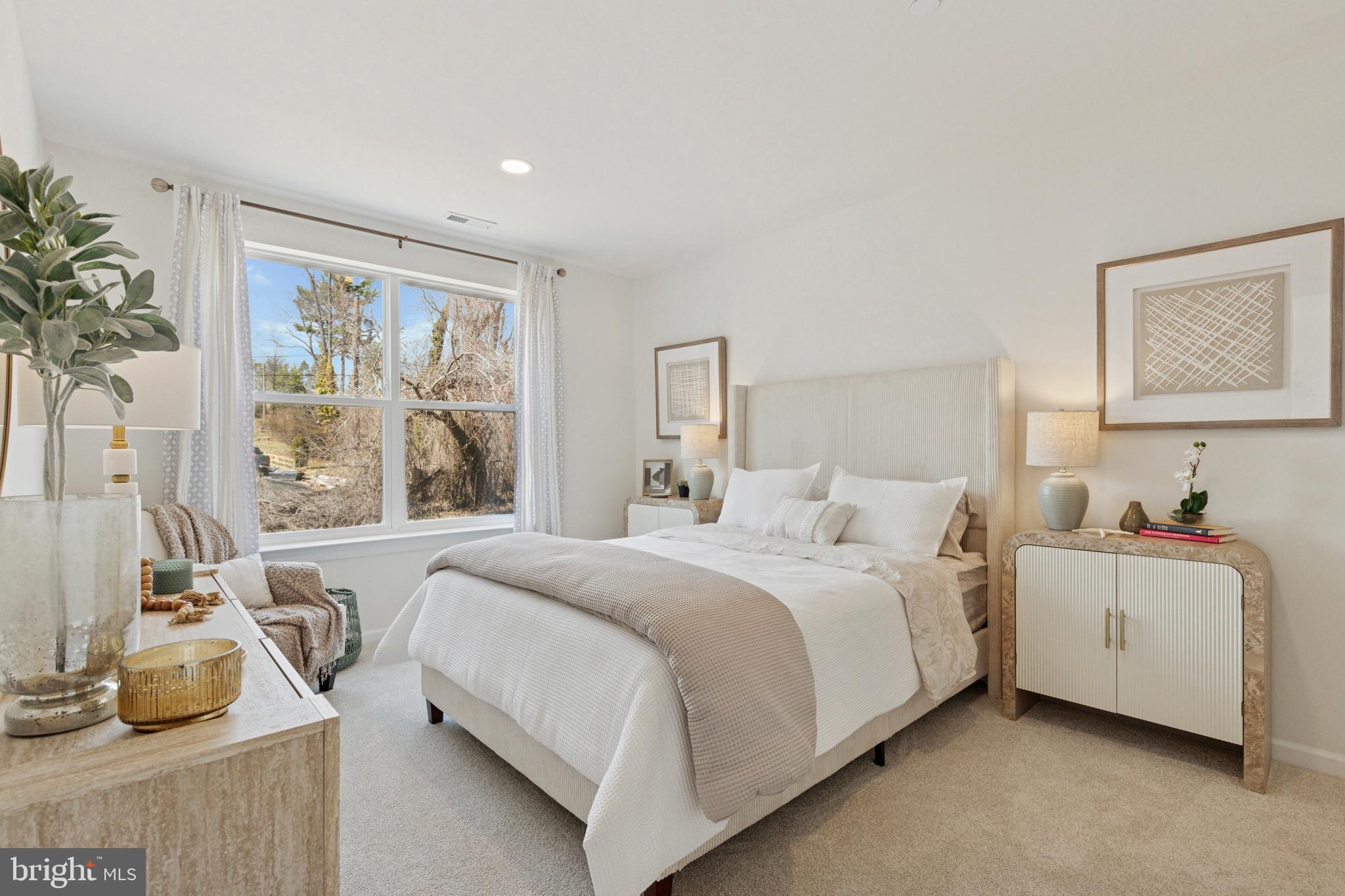 ARBOR PLACE - Residential