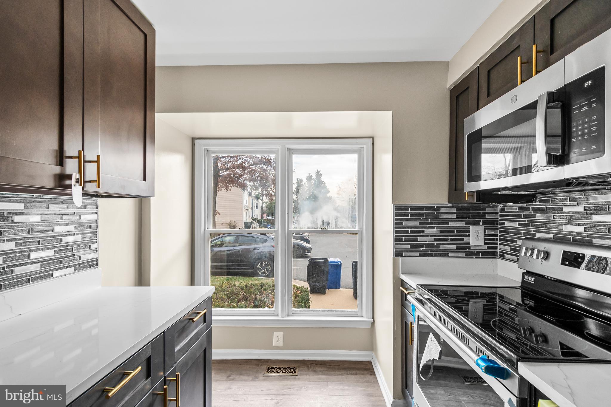 6185 LITTLE VALLEY WAY