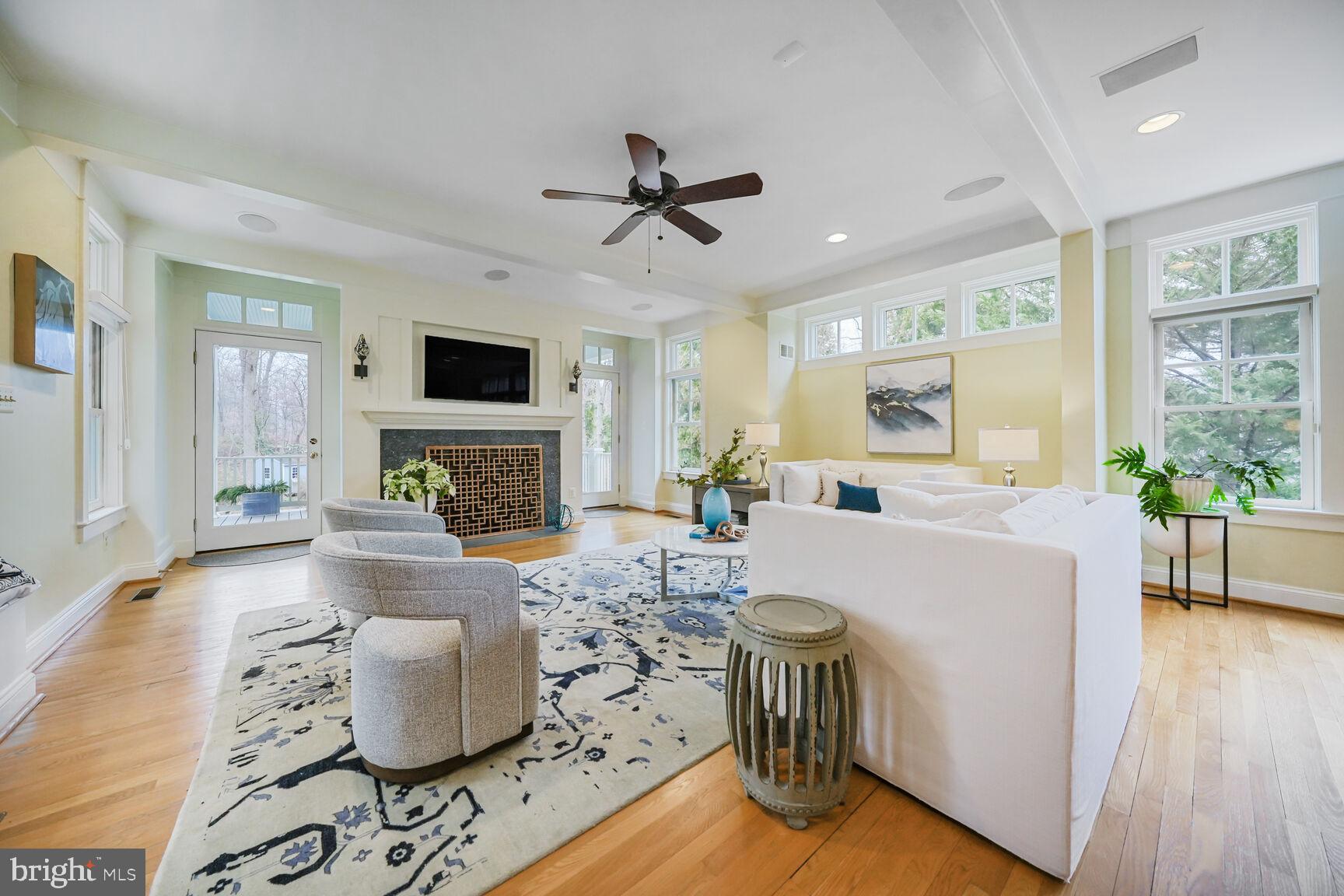 FRANKLIN PARK - Residential