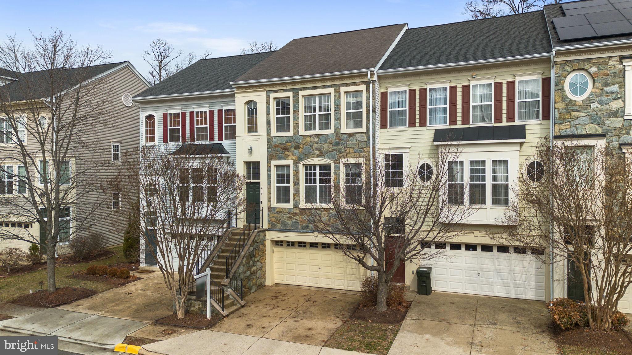 2110 CAPSTONE CIRCLE