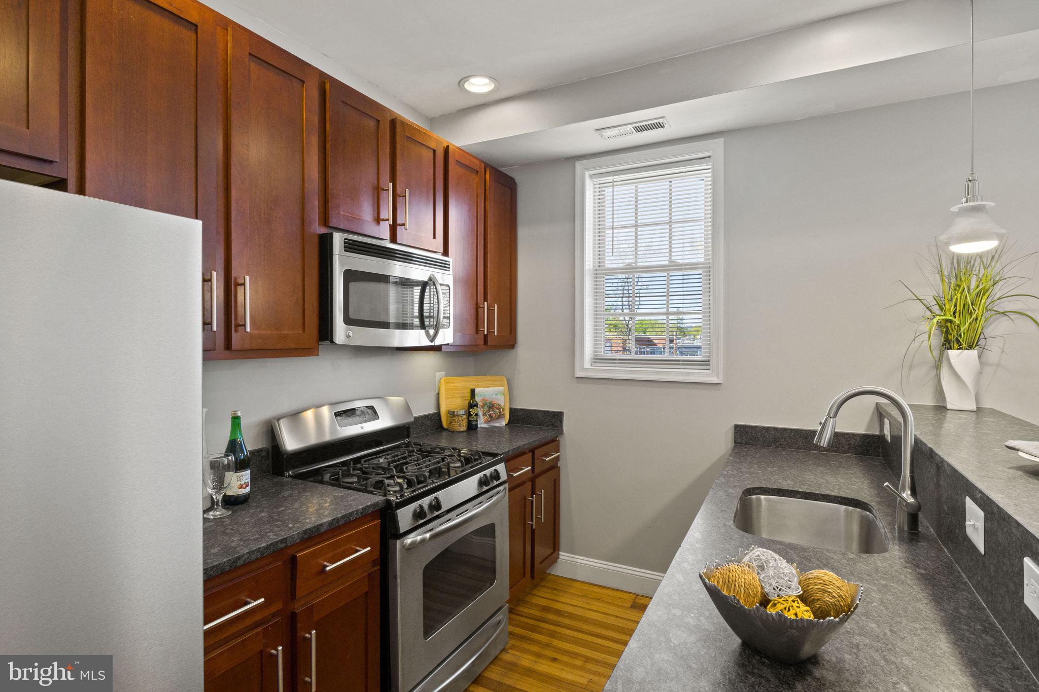 410 15TH STREET NE 22