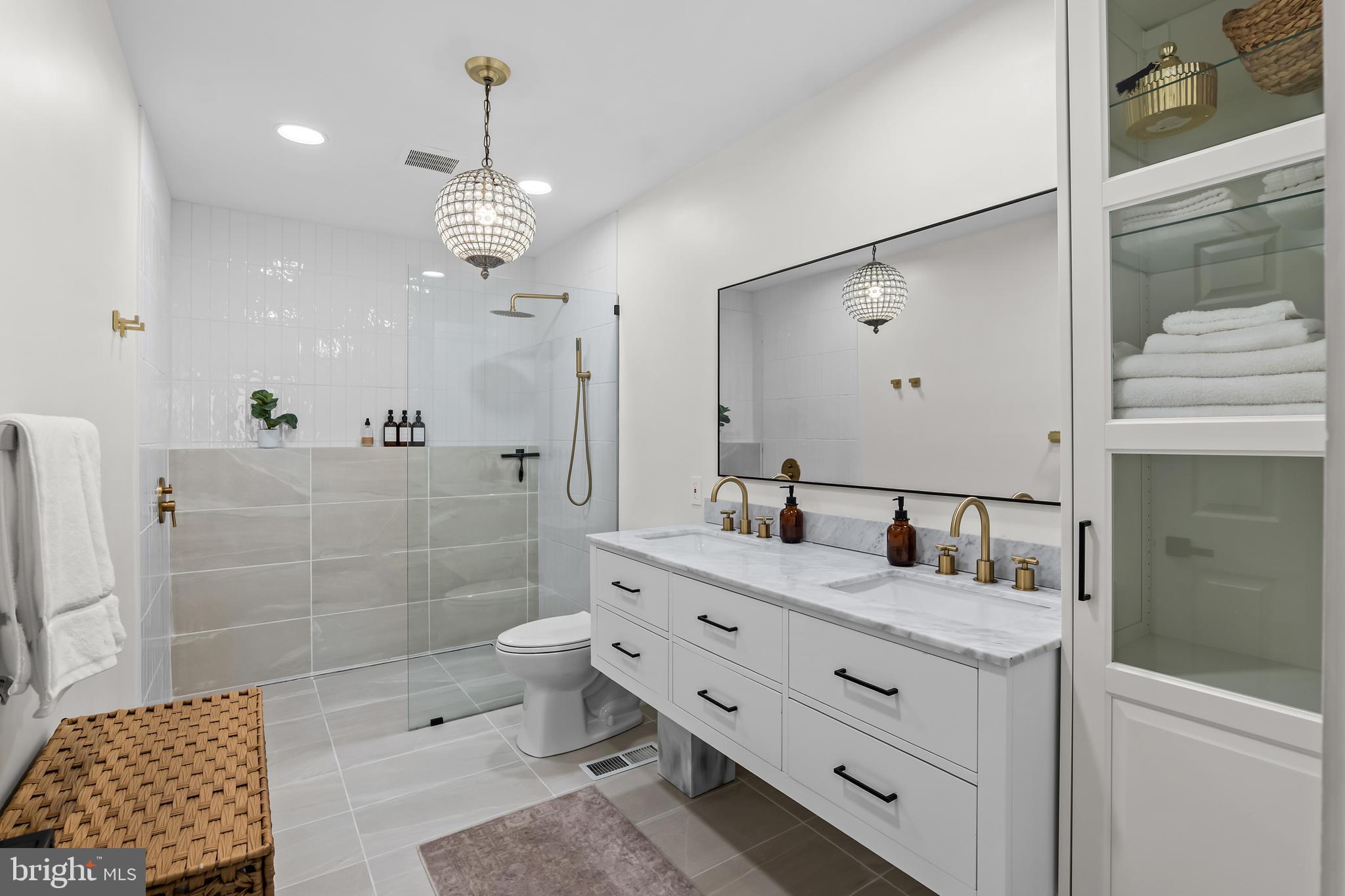 MILE TREE VILLAGE - Residential