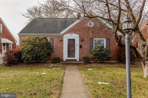 520 CUMBERLAND AVENUE CHAMBERSBURG PA 17201