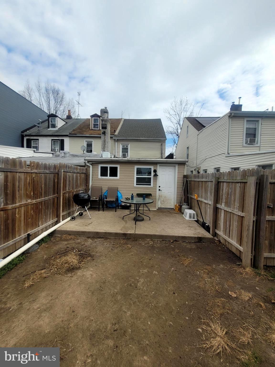 100 ACRE WOODS - Residential