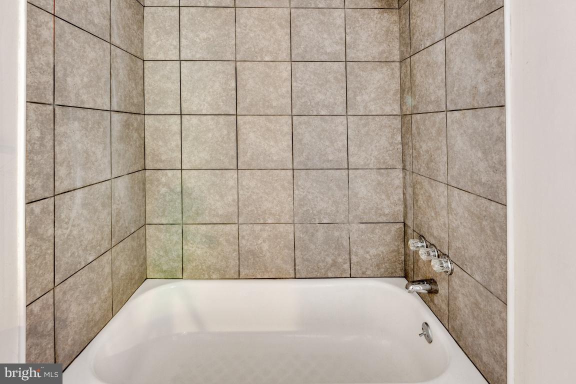 HUNTINGTON - Residential