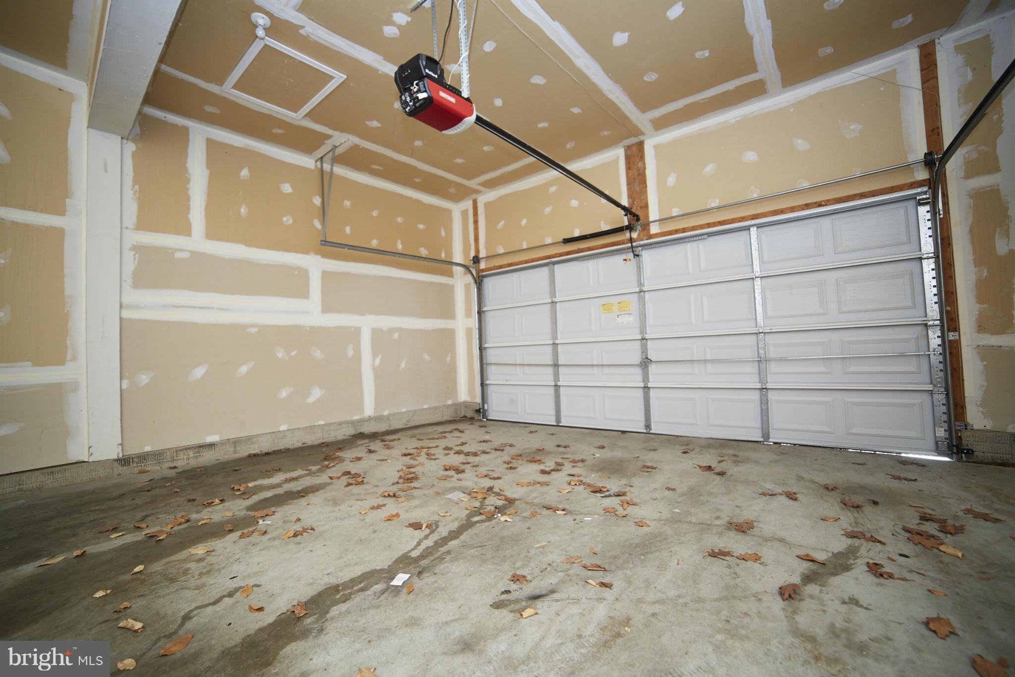 WEXFORD - Residential Lease