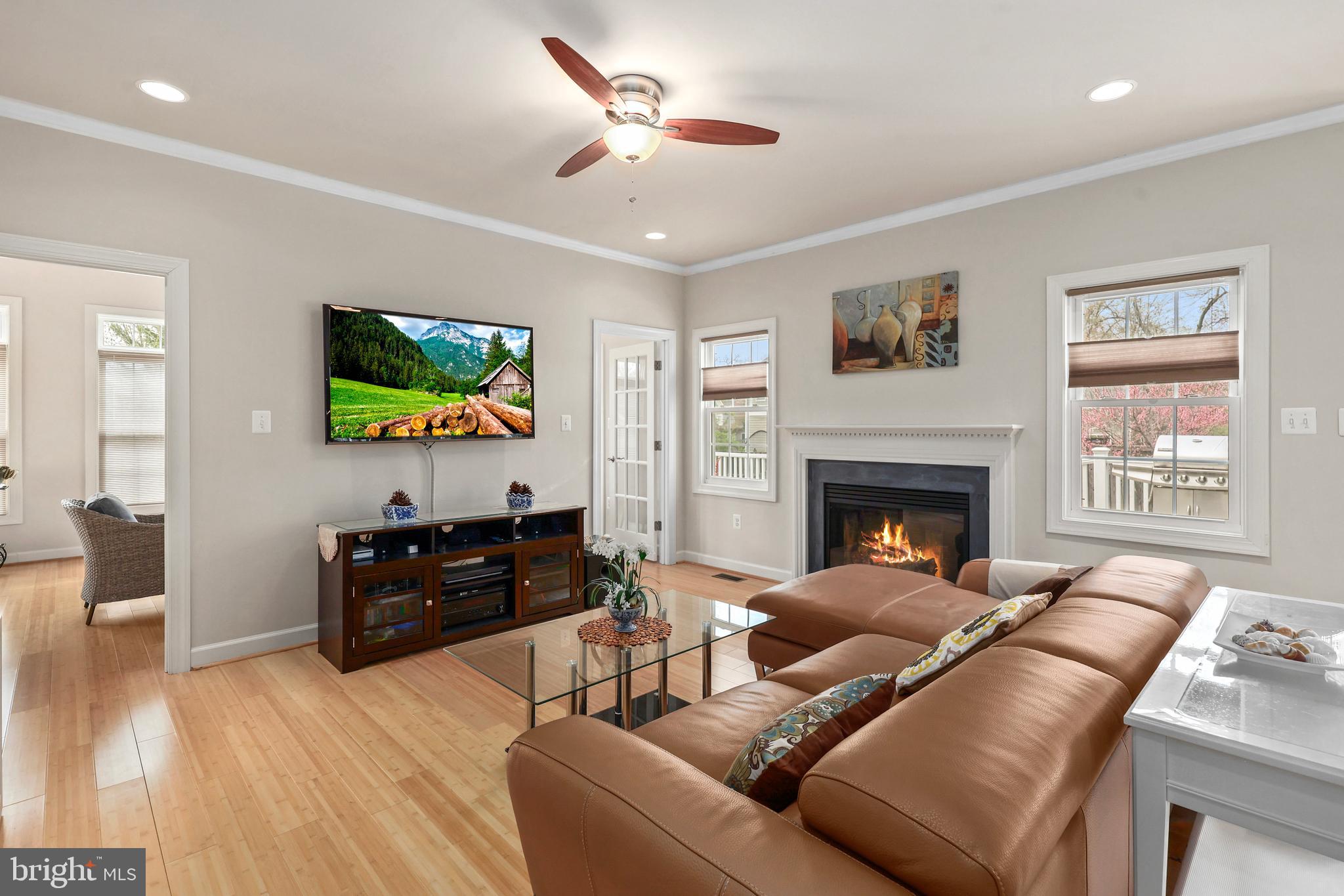 EAST VIENNA WOODS - Residential