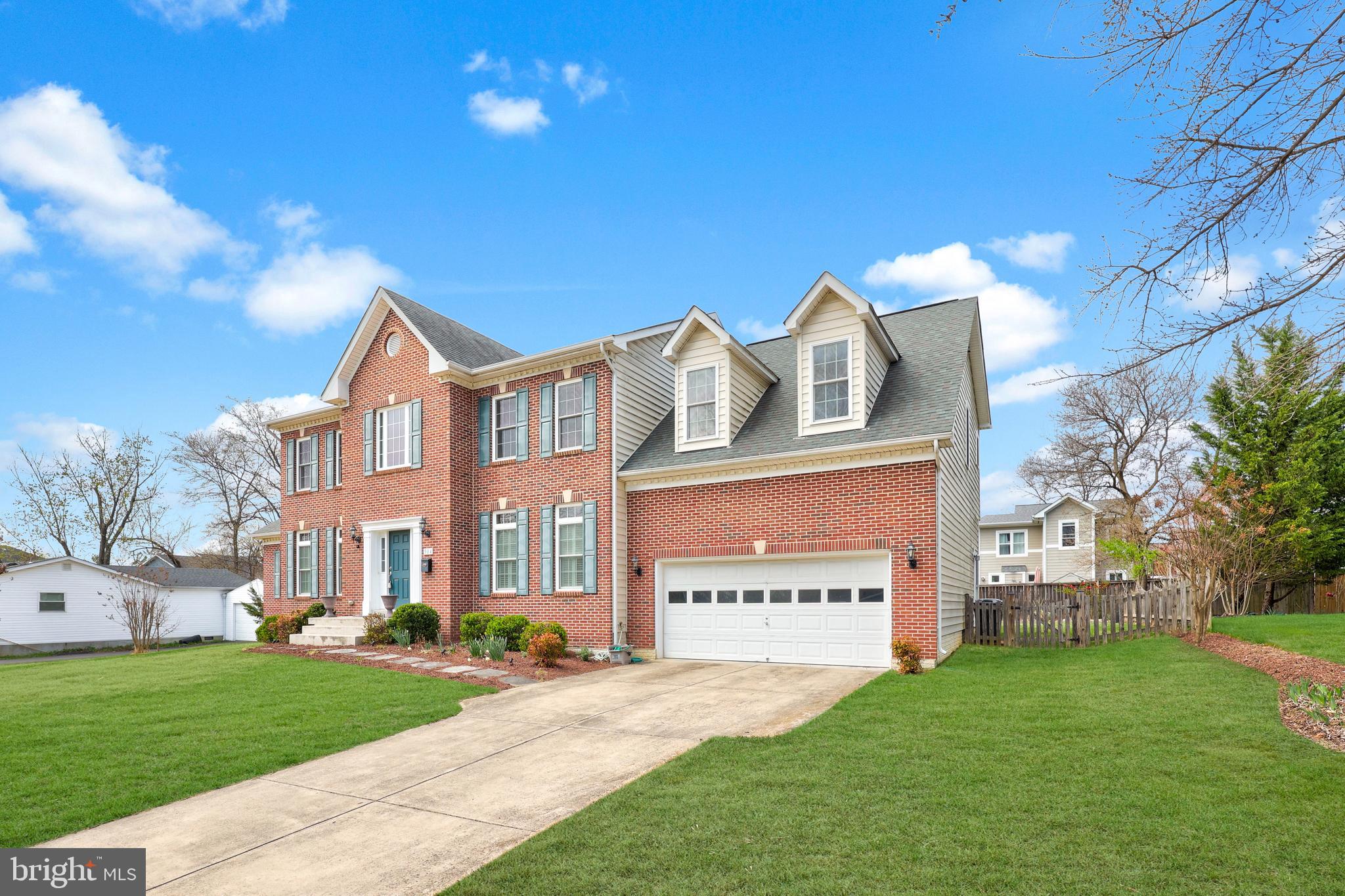 EAST VIENNA WOODS - Residential