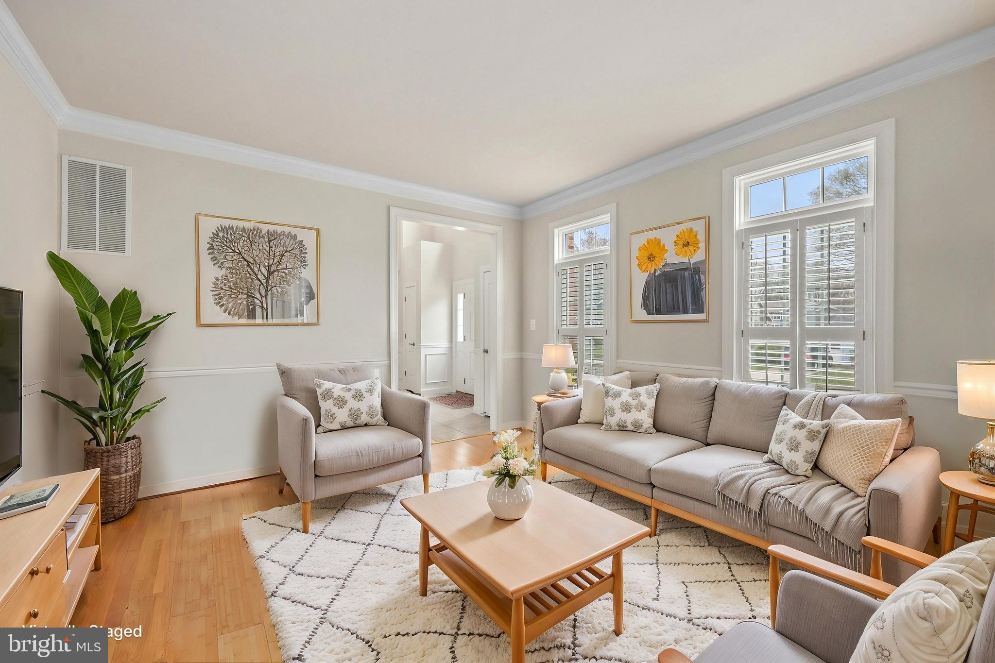 EAST VIENNA WOODS - Residential