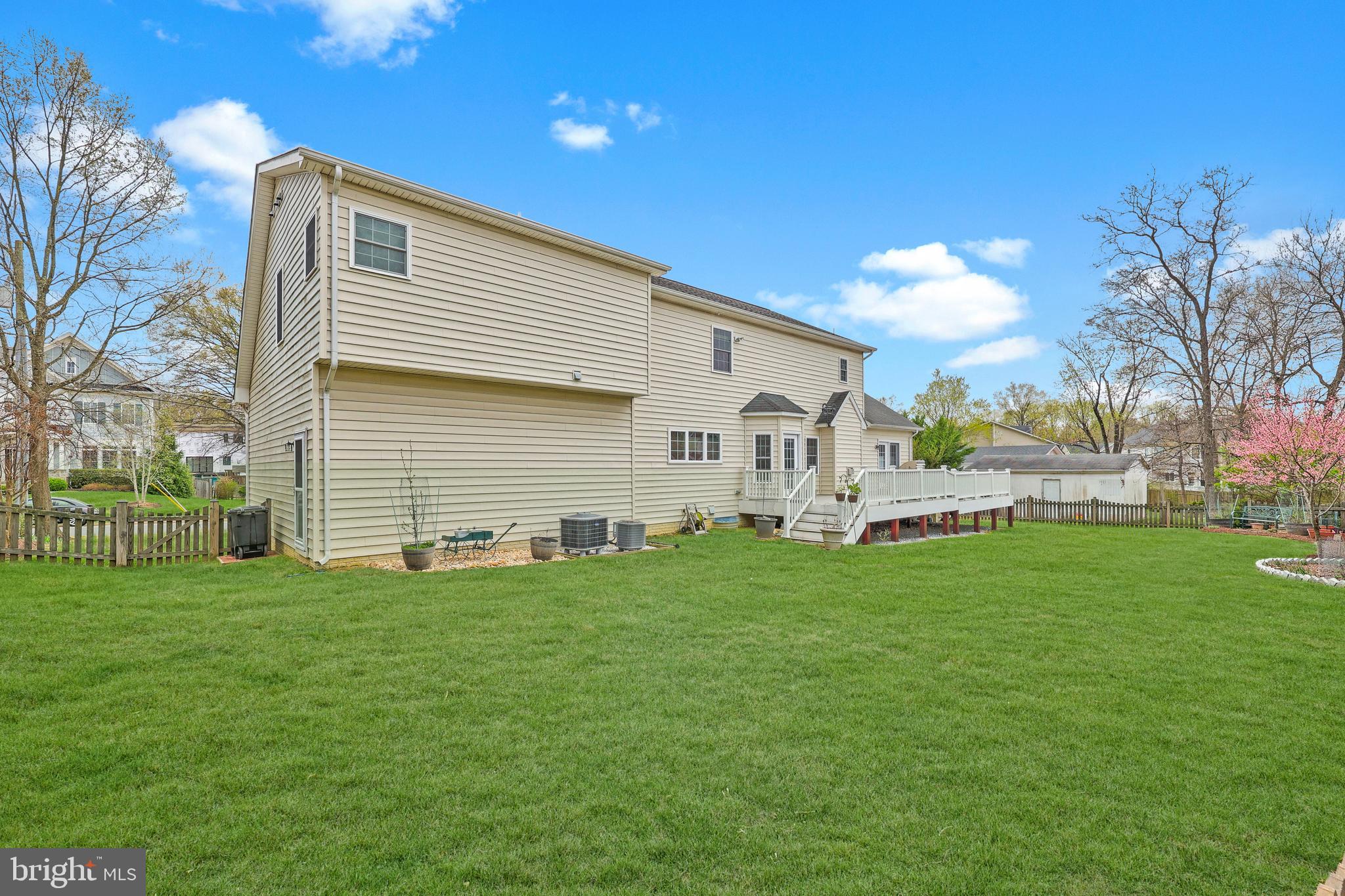 EAST VIENNA WOODS - Residential