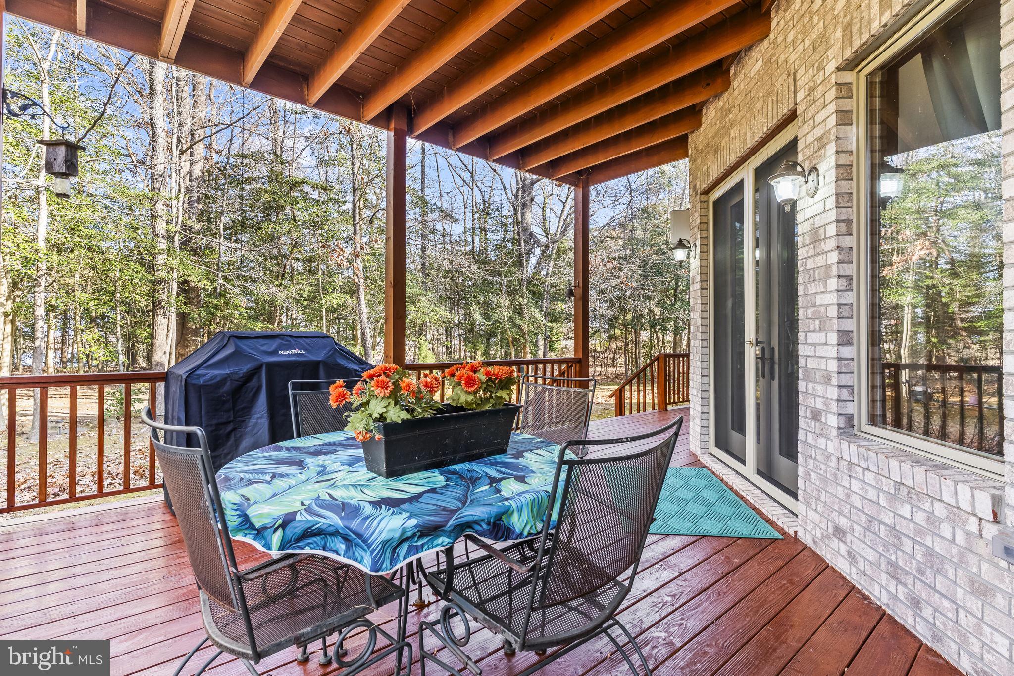 SPRING RIDGE - Residential