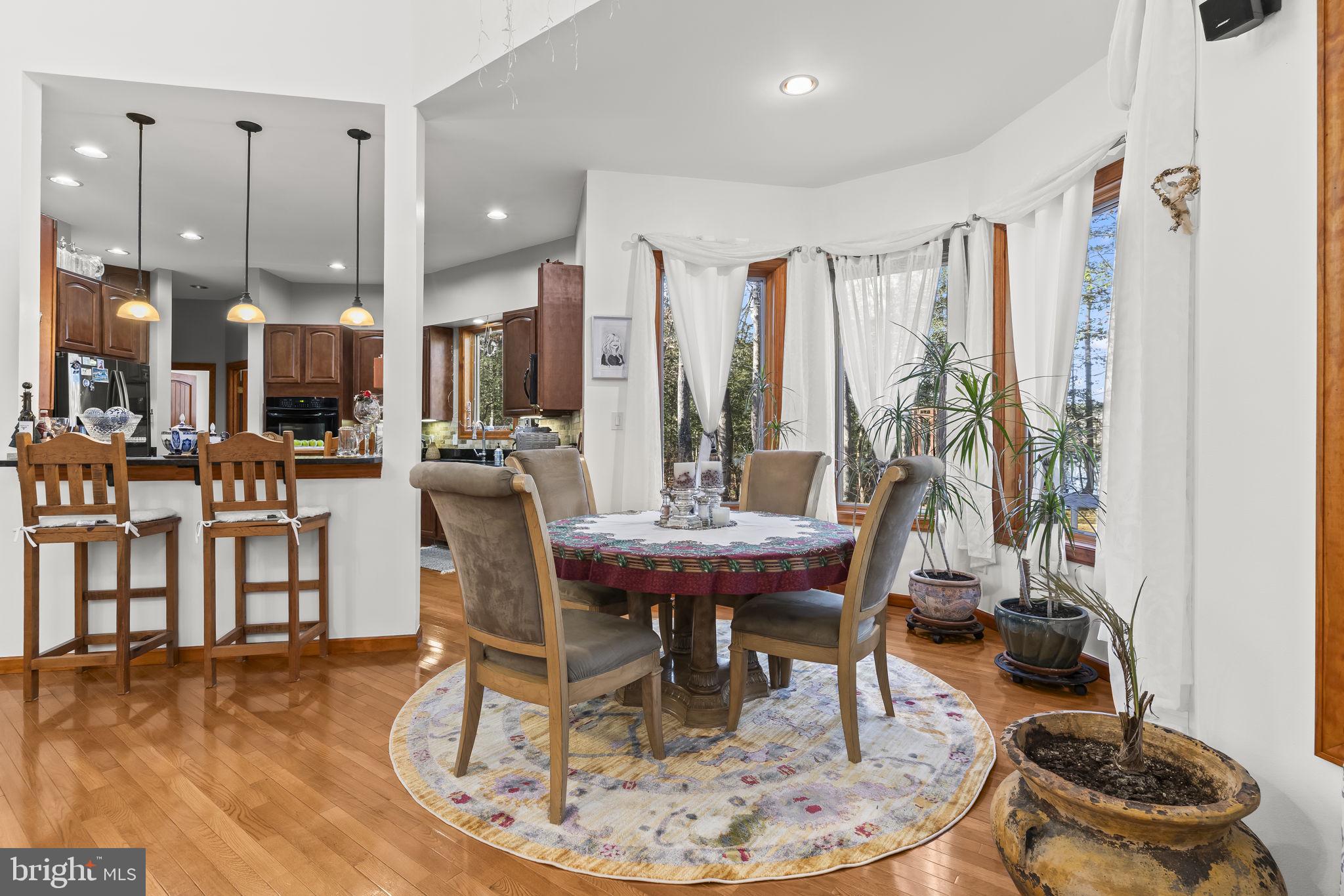 SPRING RIDGE - Residential