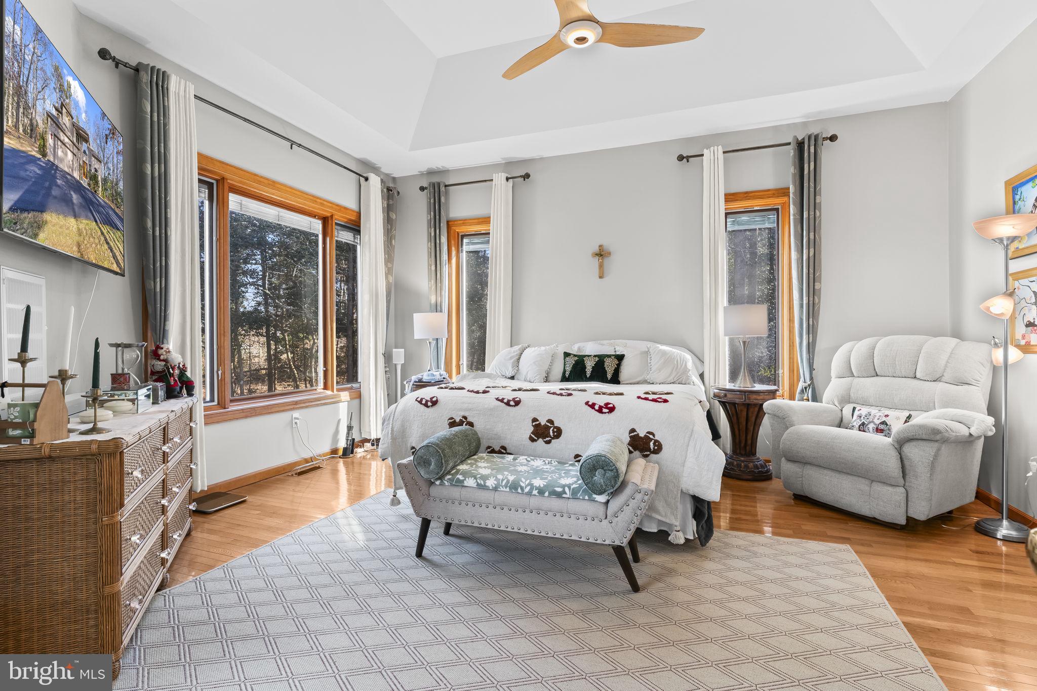 SPRING RIDGE - Residential