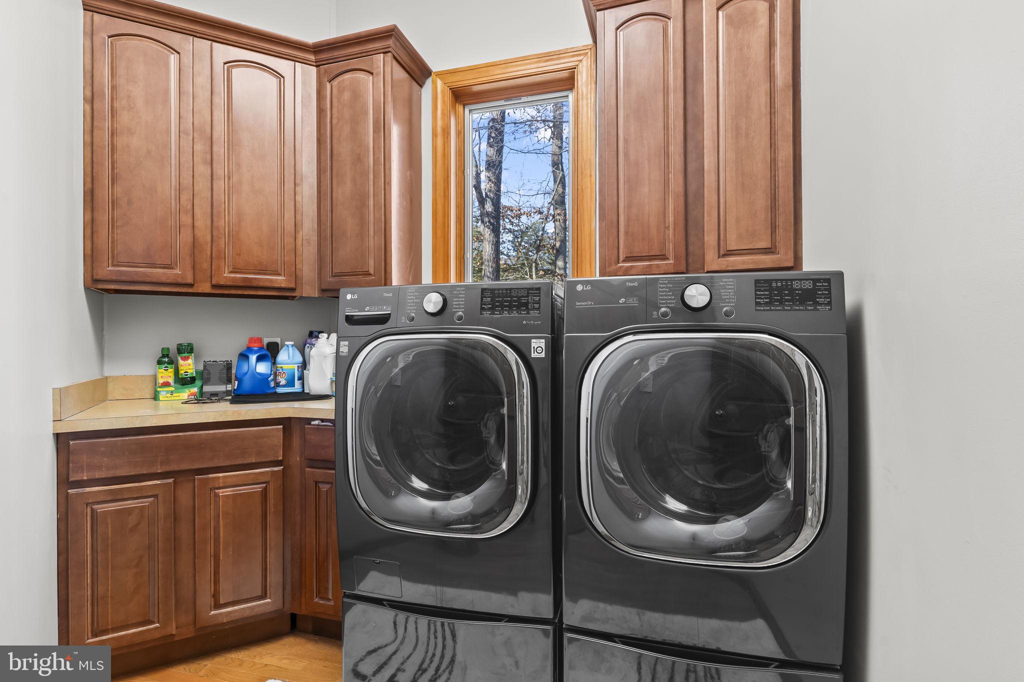 SPRING RIDGE - Residential