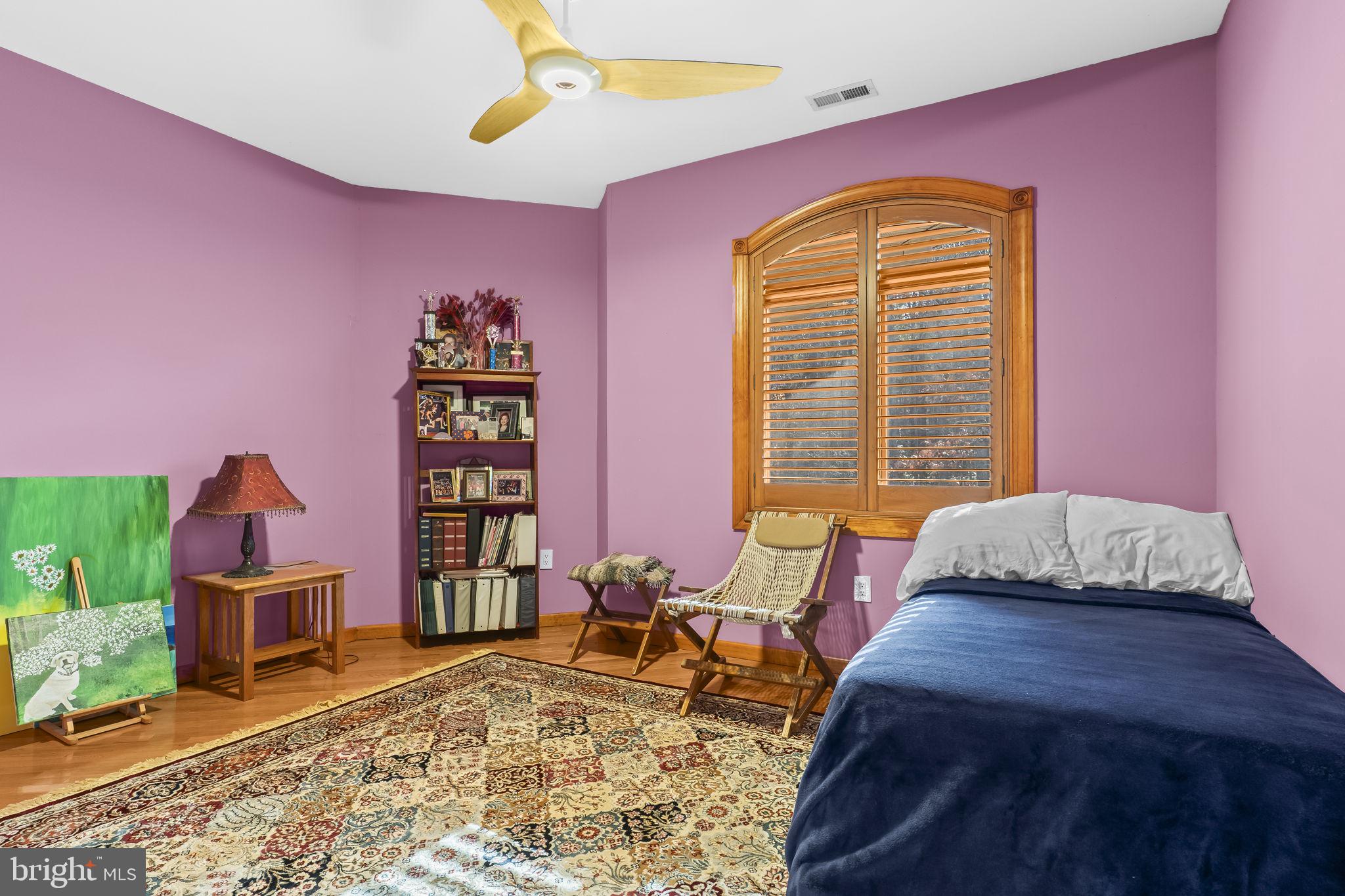 SPRING RIDGE - Residential