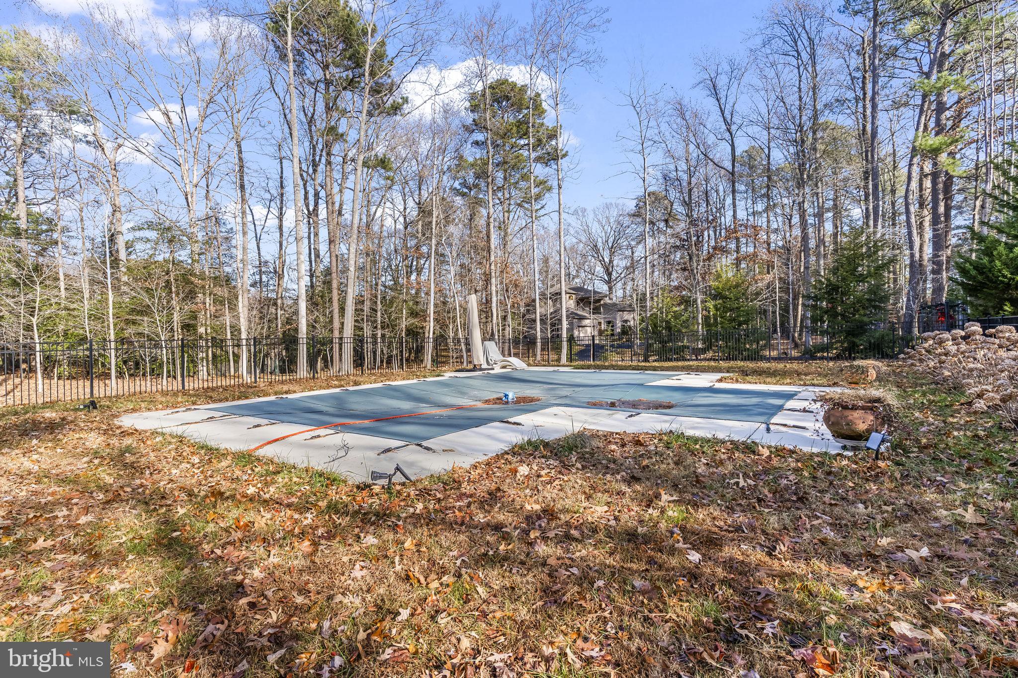 SPRING RIDGE - Residential