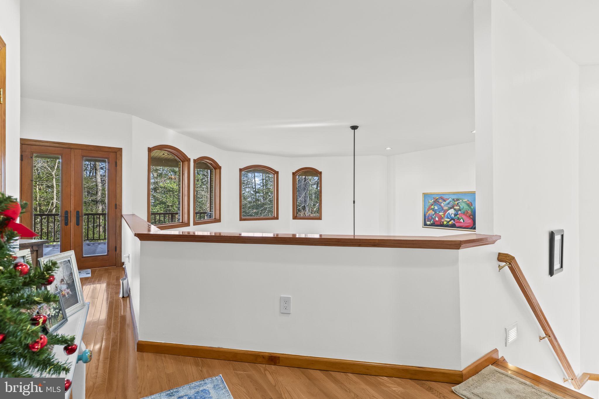 SPRING RIDGE - Residential